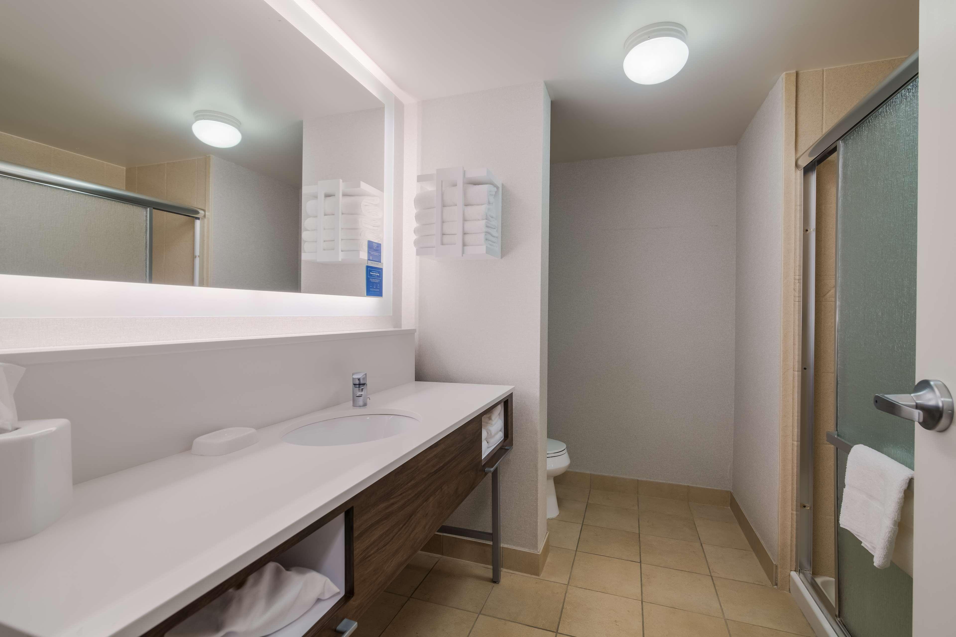 Double Two Queen Beds Non Smoking