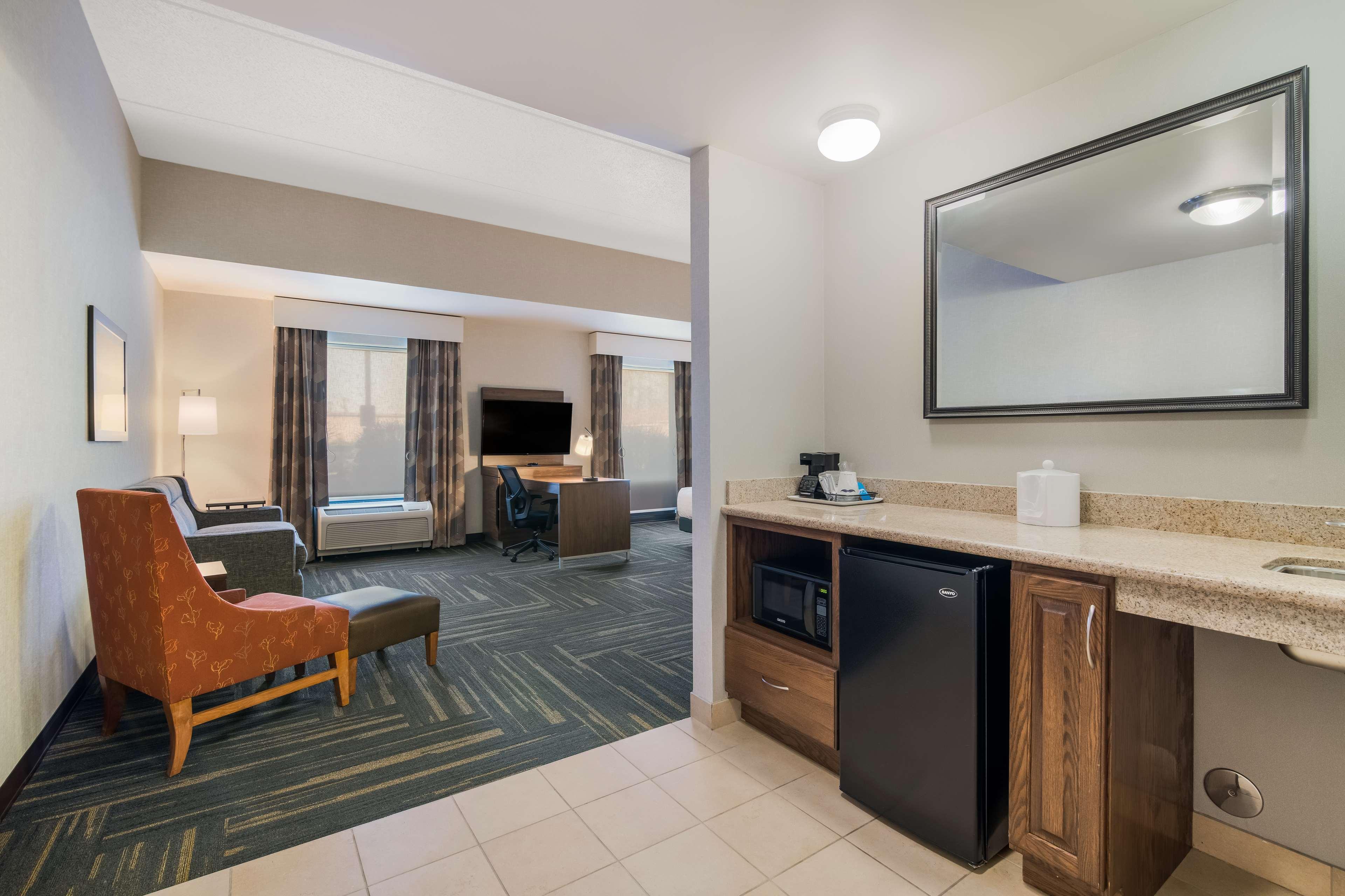 Studio King Size Bed