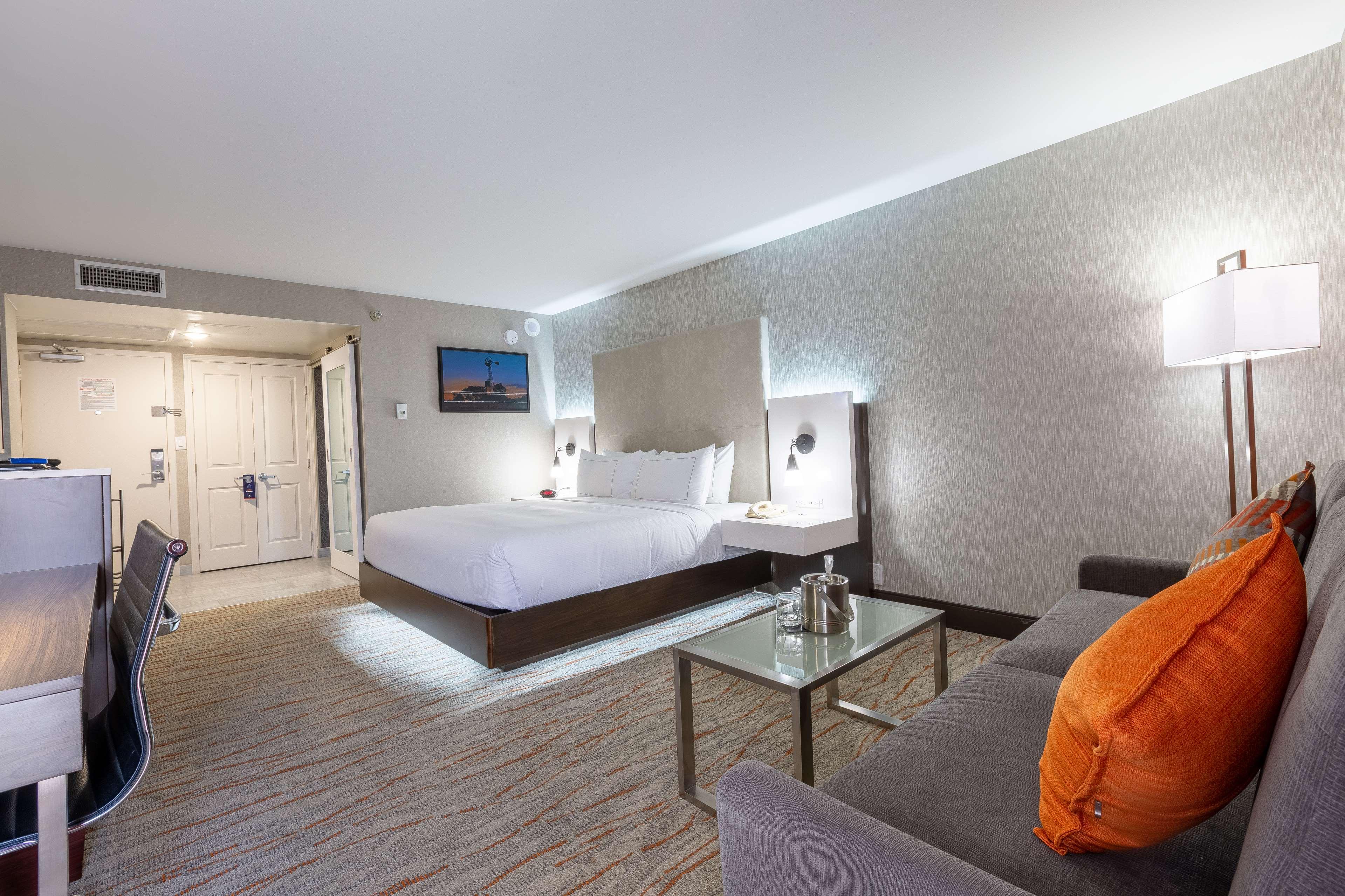 Double King Size Bed