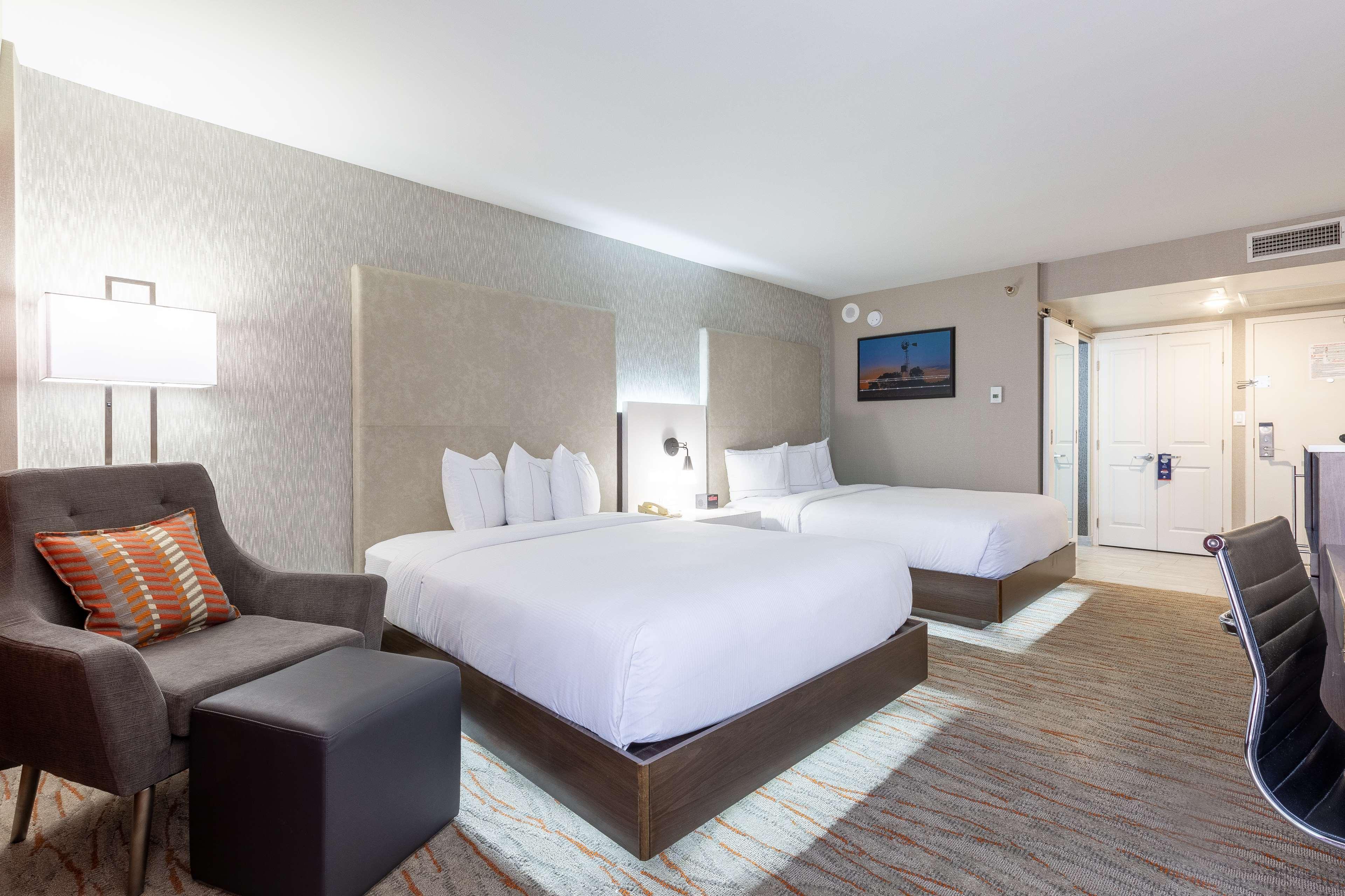 Double Two Queen Beds