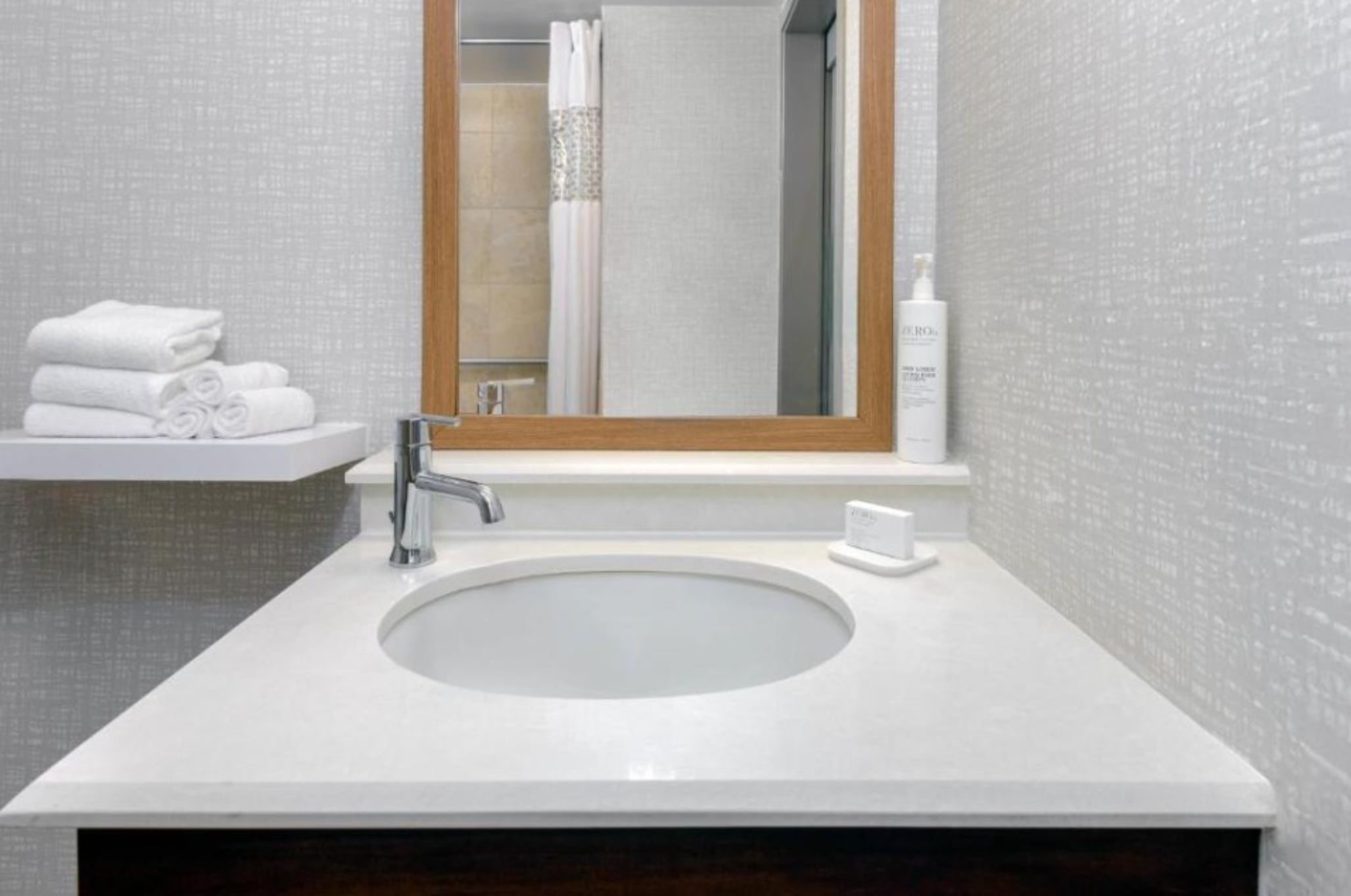 Double Deluxe King Bed