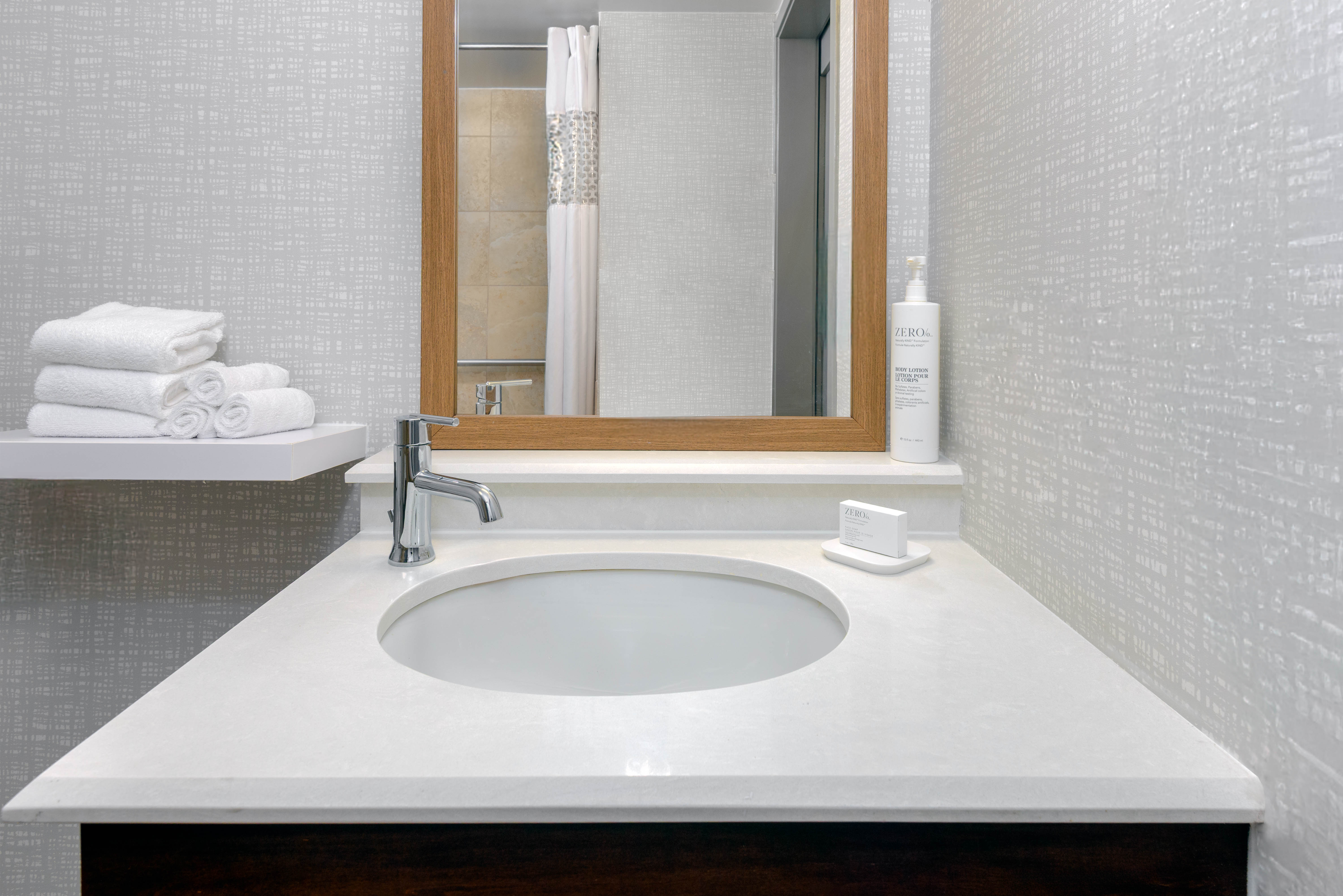 Double King Bed Non Smoking