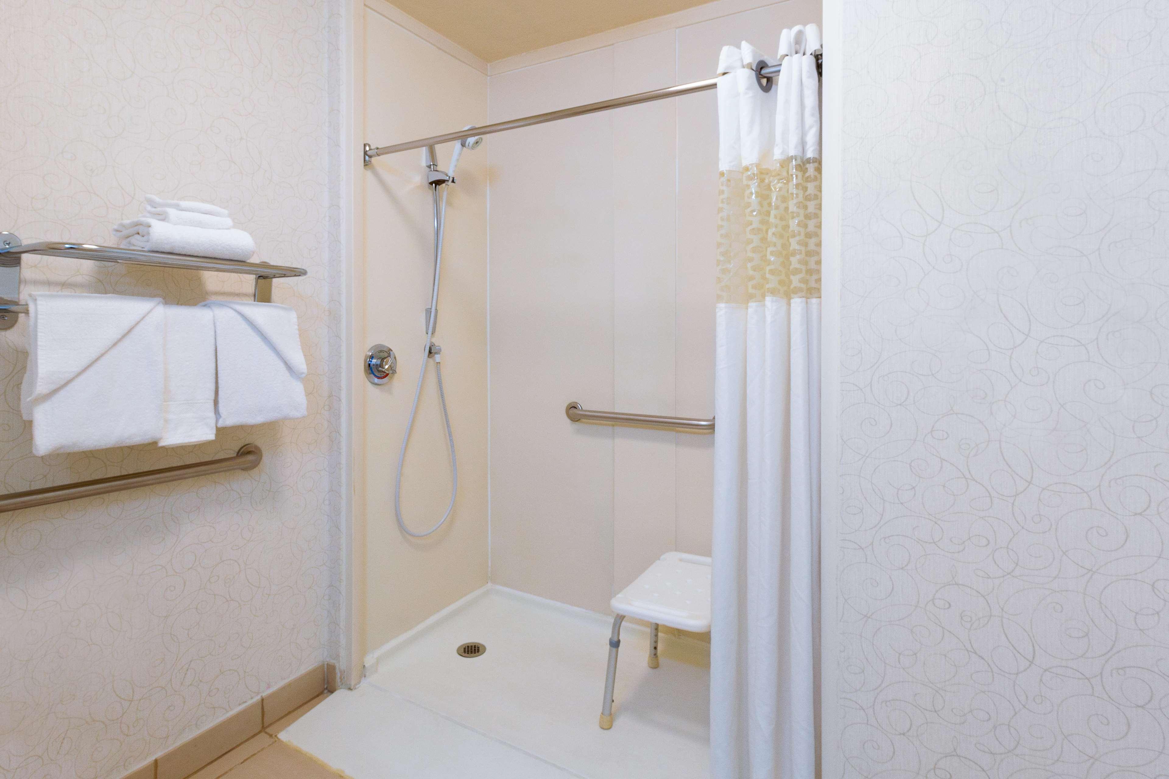 Double Accessible King Size Bed