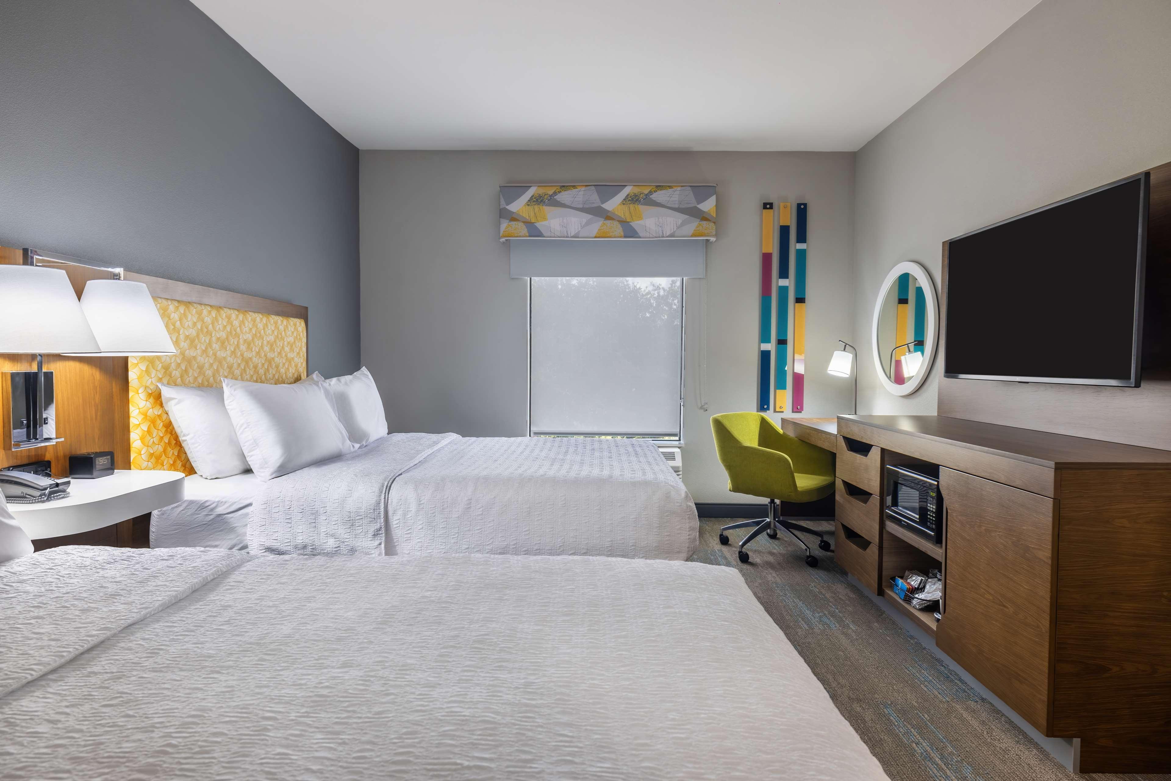 Double Two Queen Beds Non Smoking