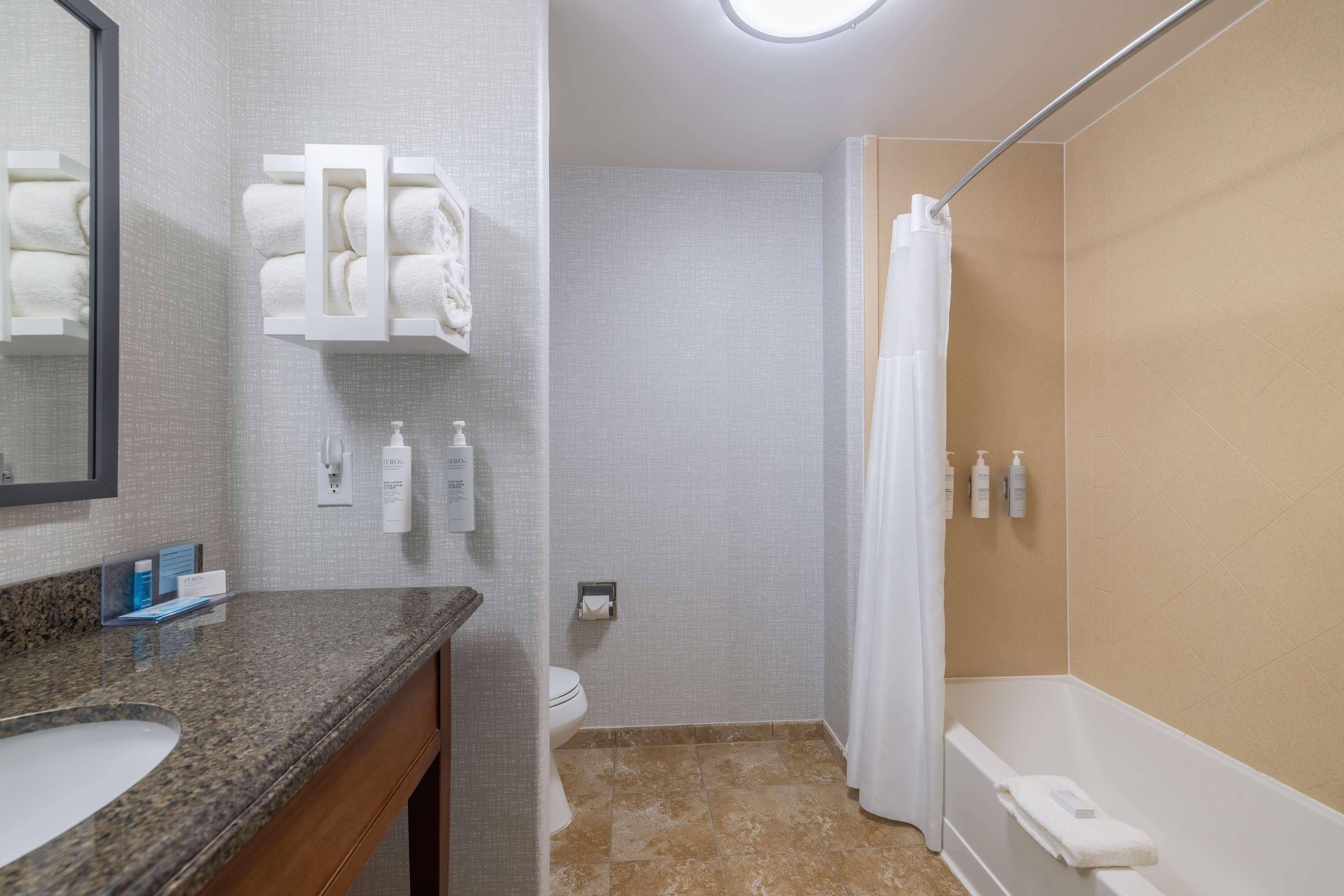 Double Two Queen Beds Non Smoking