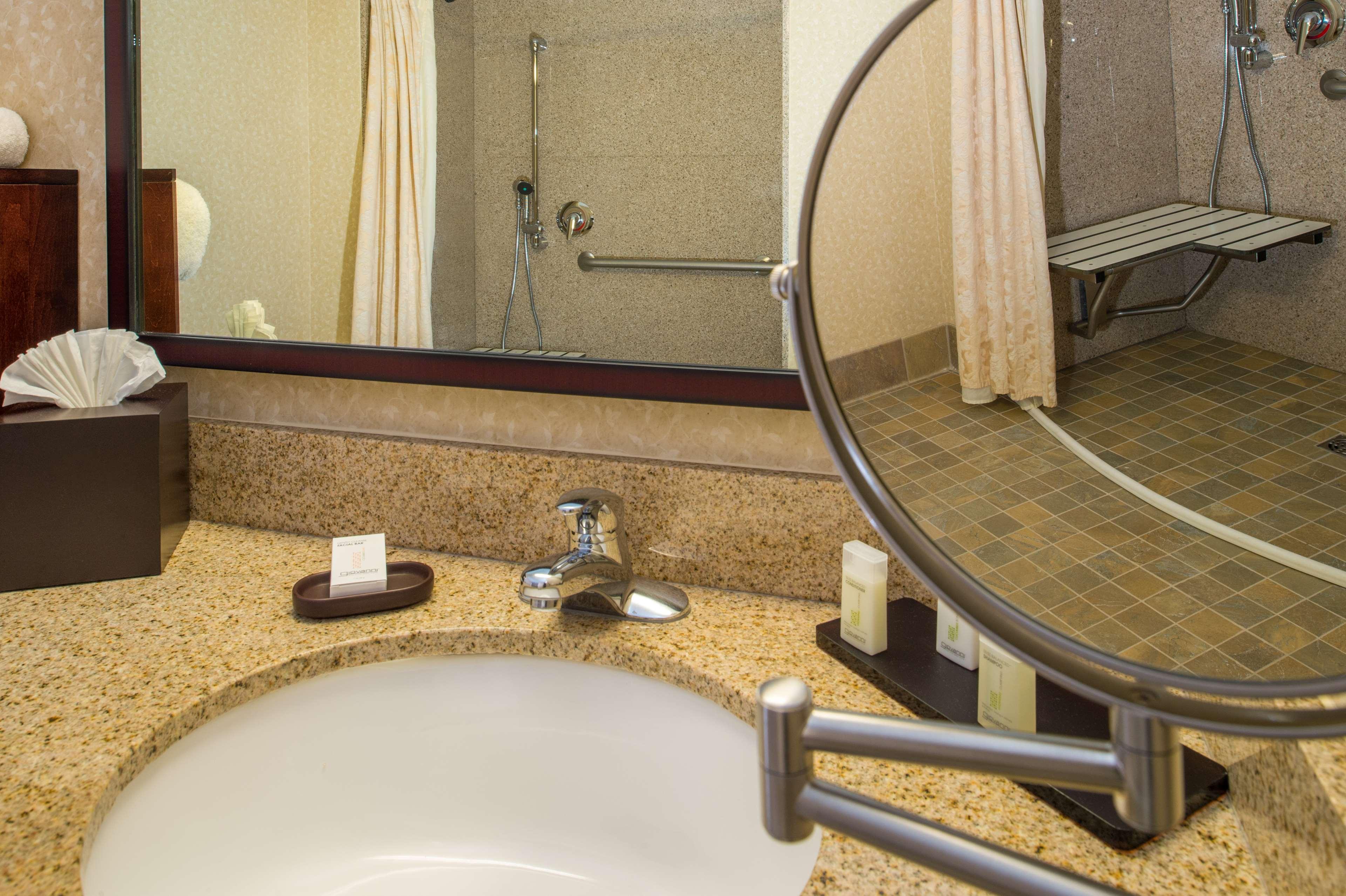 Suite Two Double Beds Non Smoking