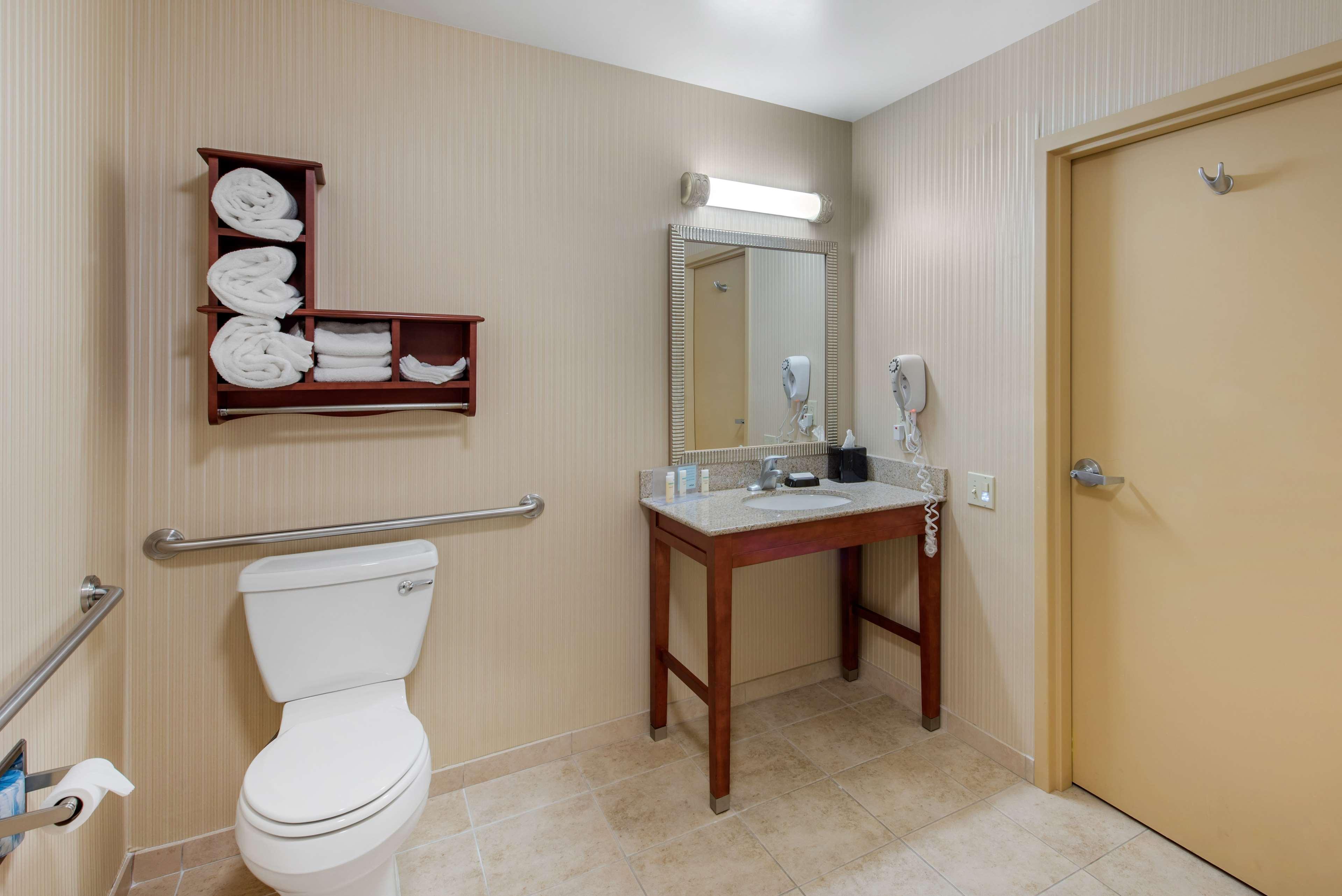 Studio King Size Bed