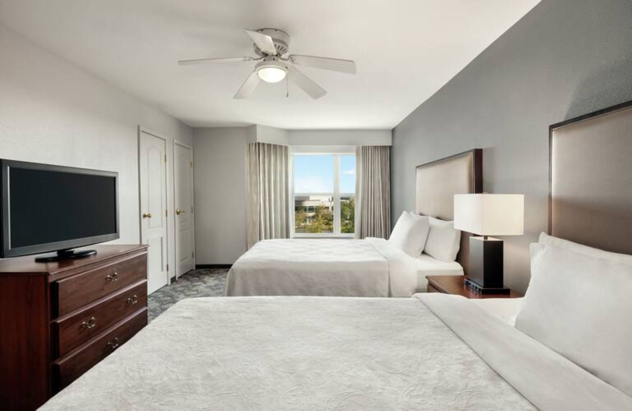 Suite Two Queen Beds