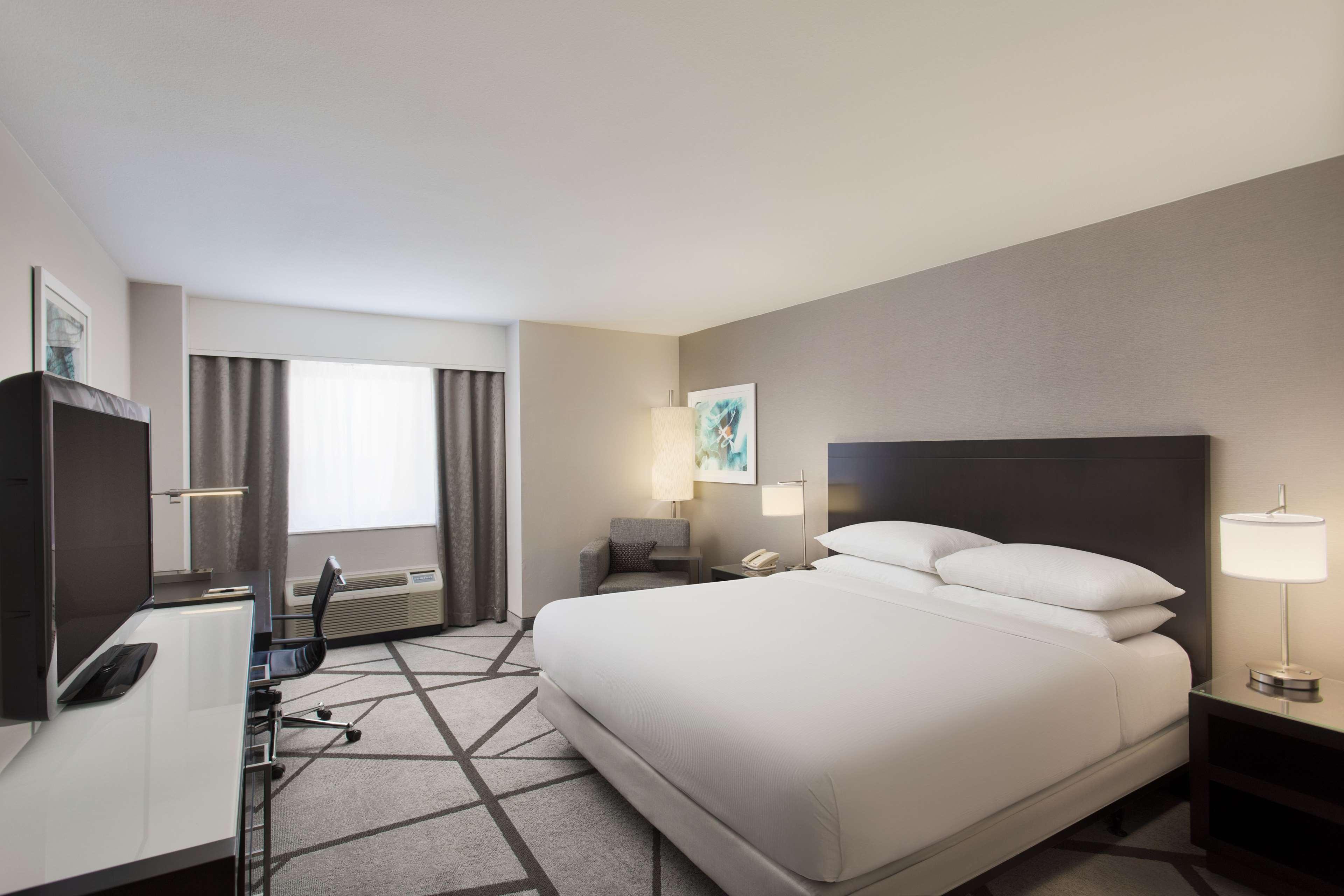 Double King Bed Non Smoking