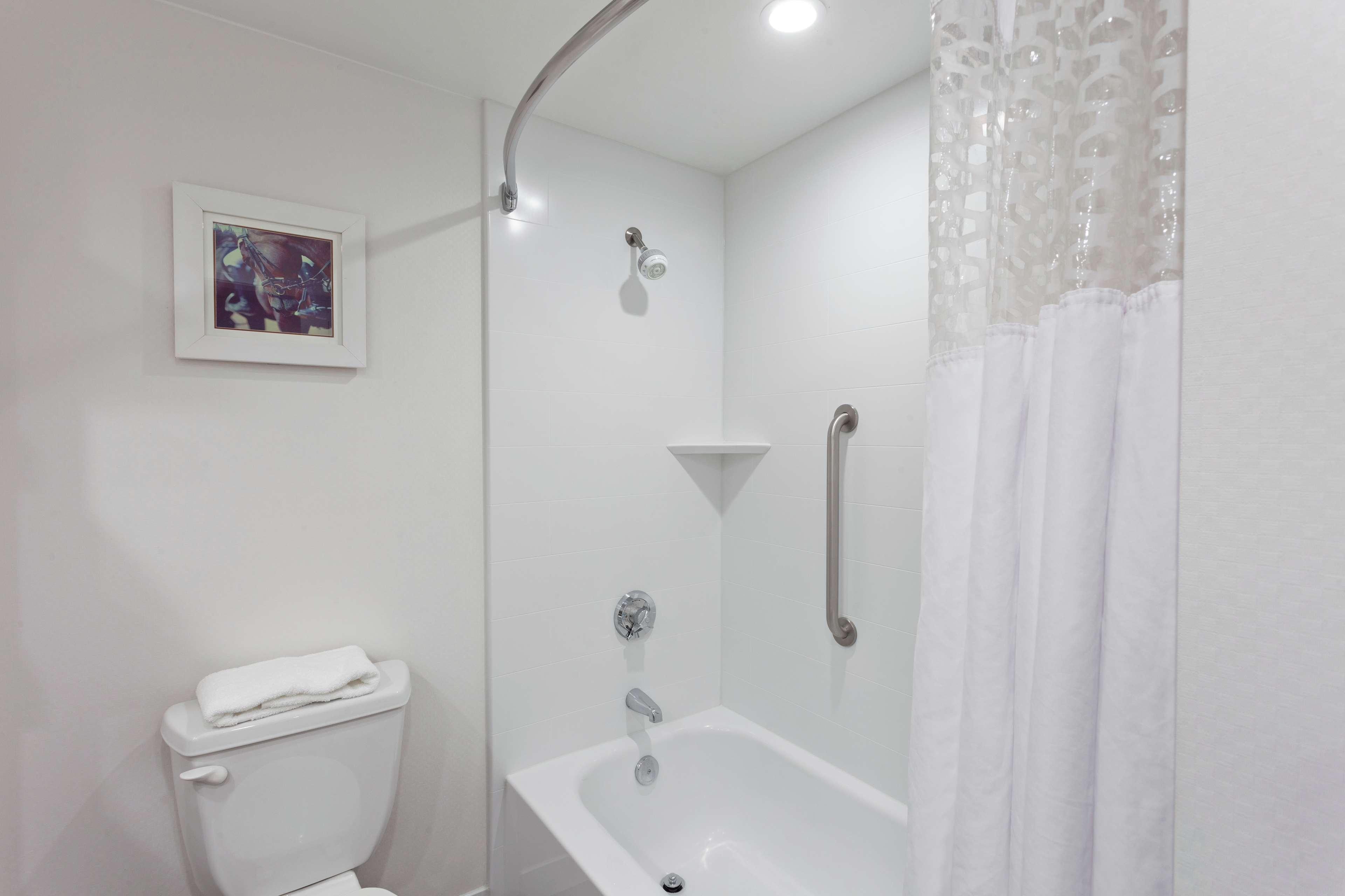 Room King Bed Non Smoking