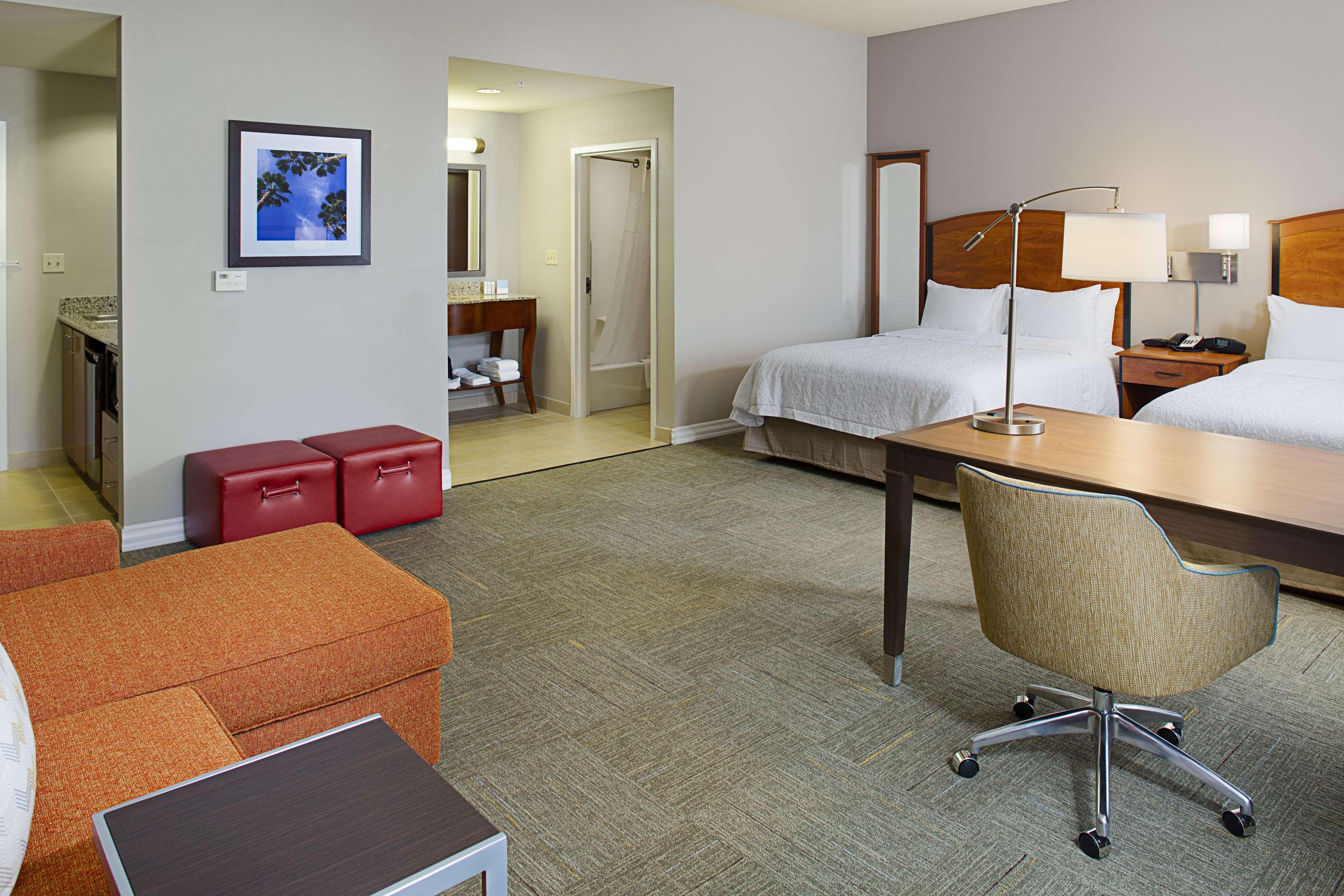 Suite Two Queen Beds