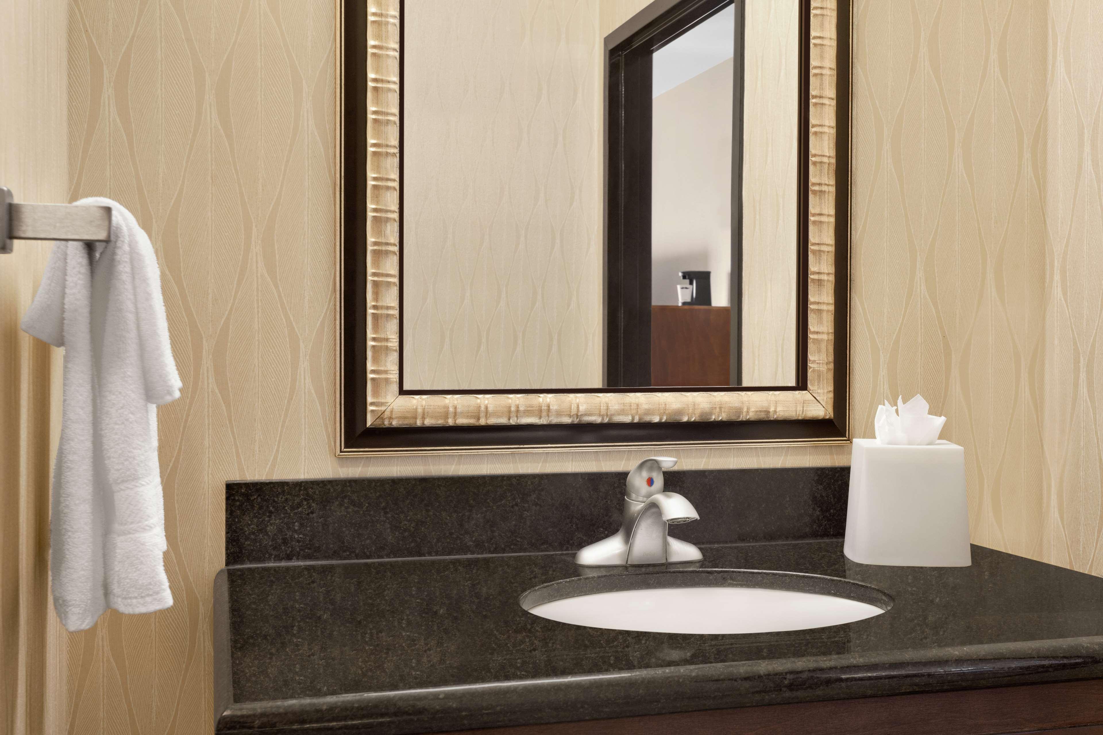 Double Two Queen Beds Non Smoking