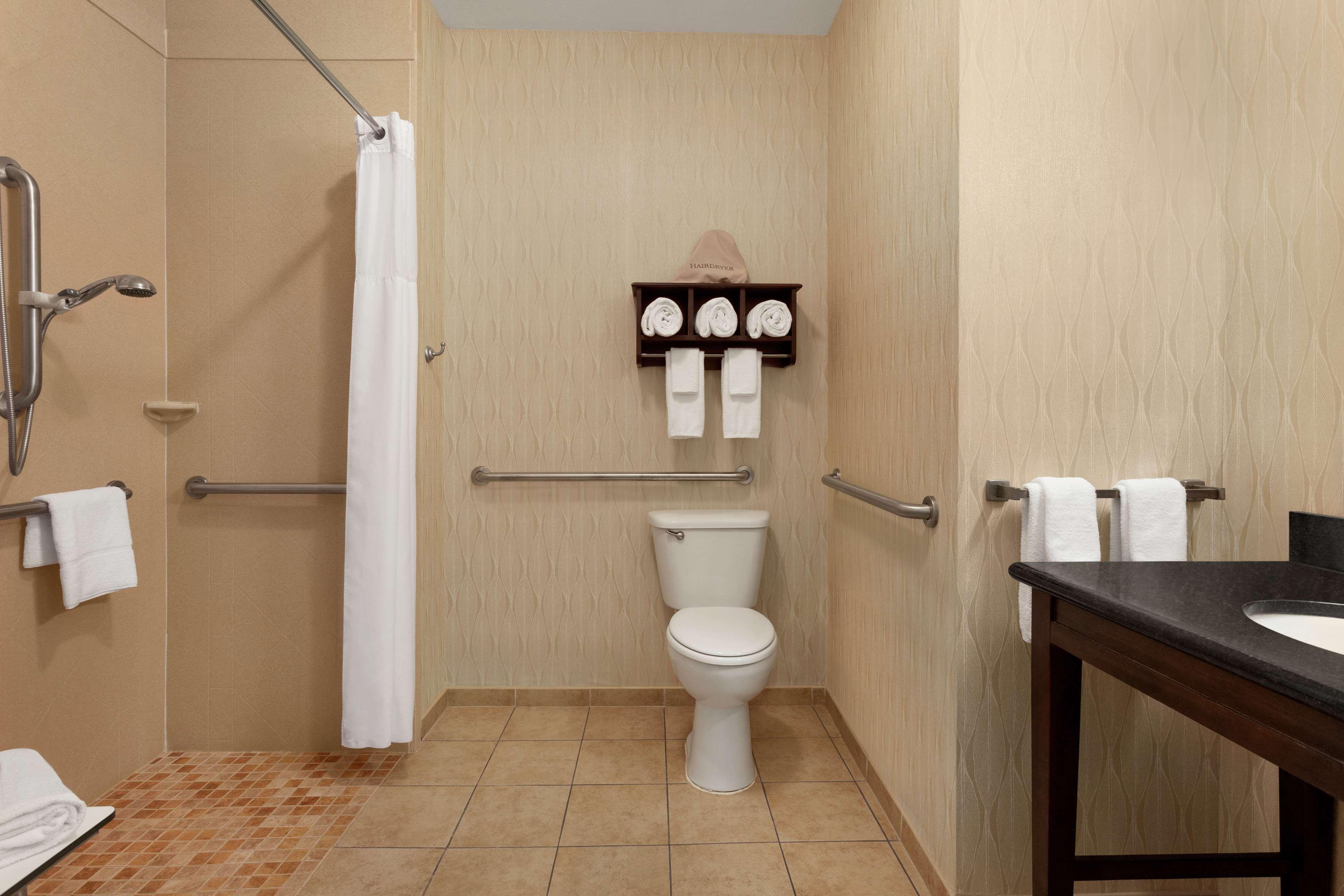 Double King Bed Non Smoking