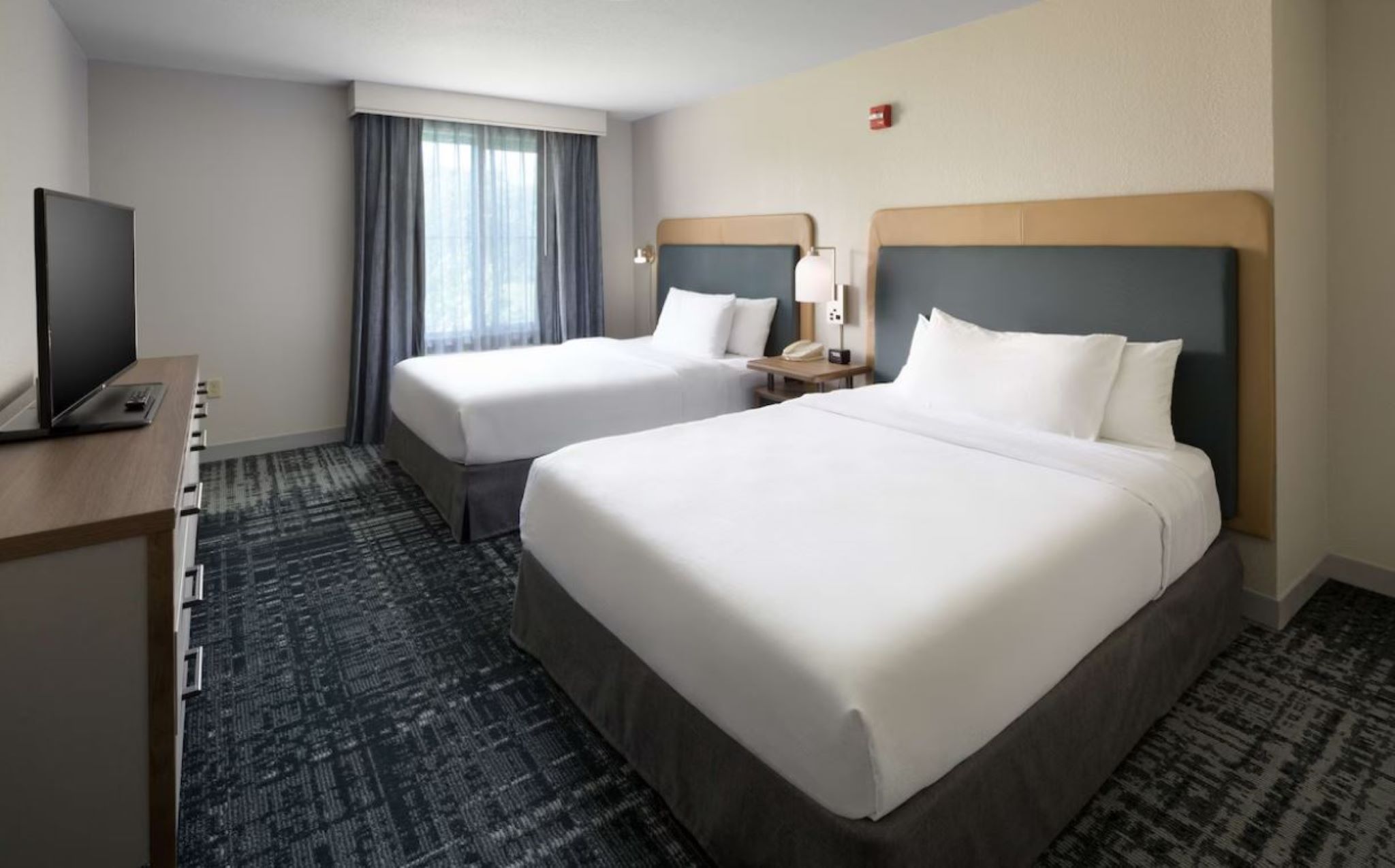 Suite Two Queen Beds One Bedroom