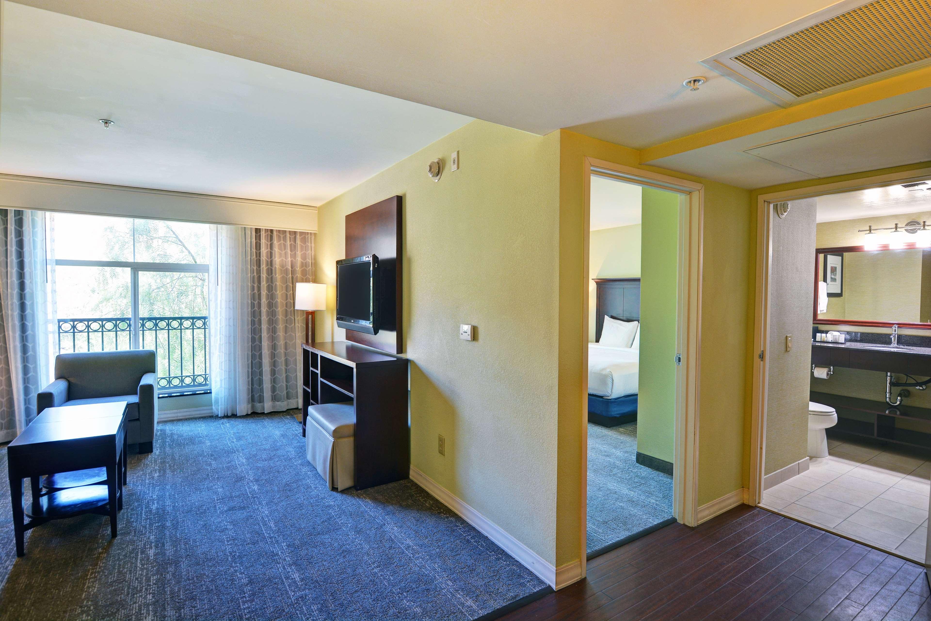 Suite Executive King Bed