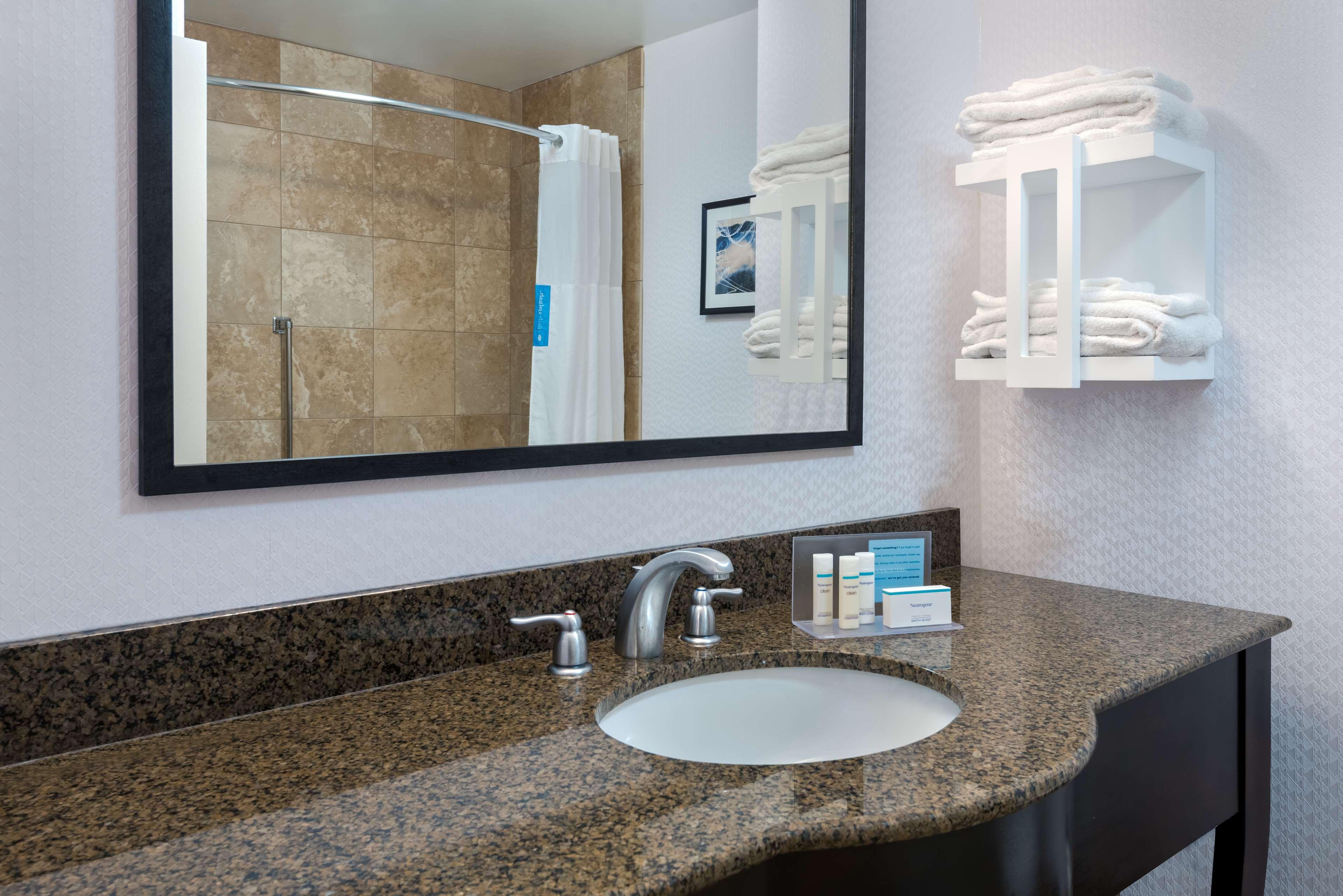 Double King Bed Non Smoking