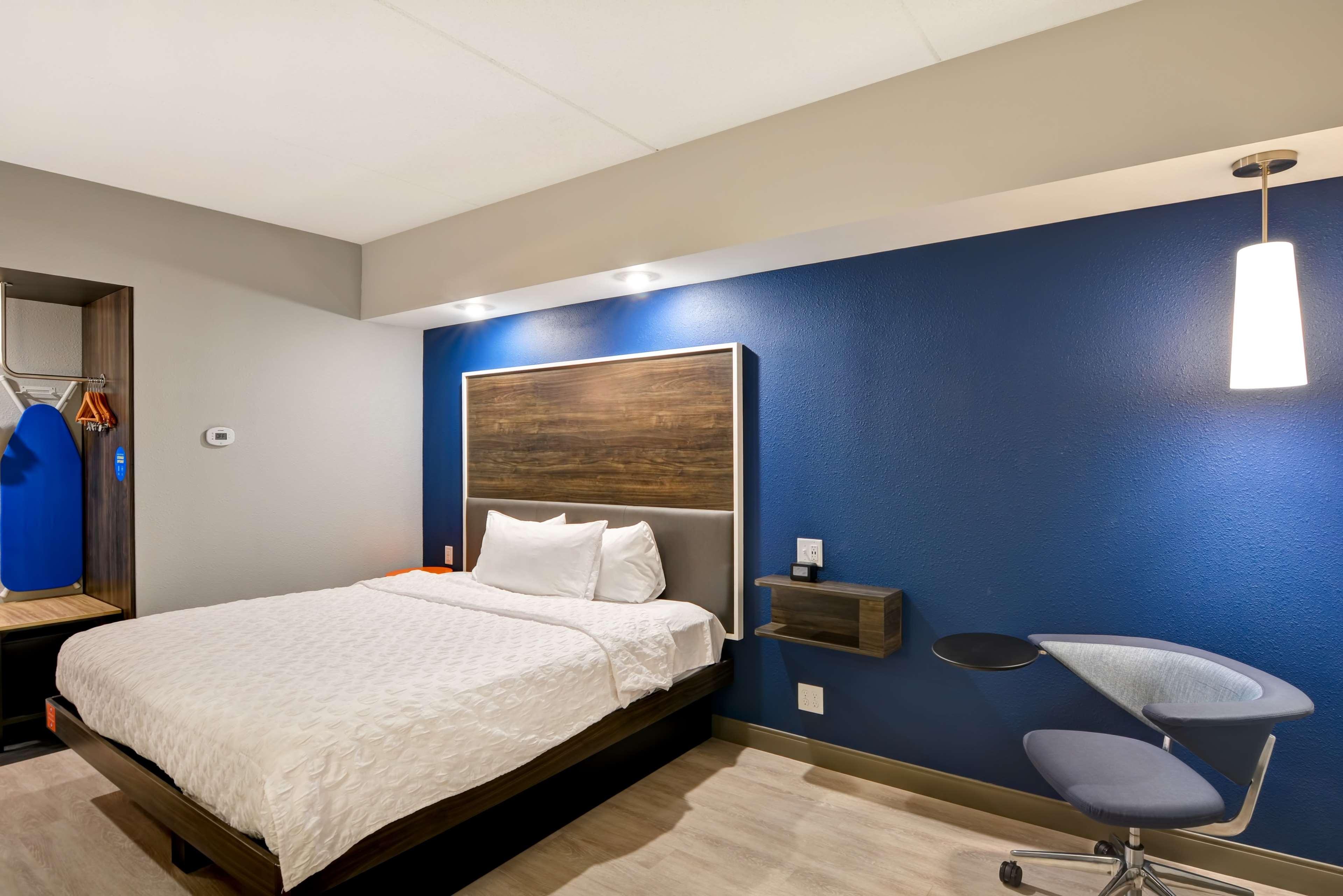 Double King Size Bed