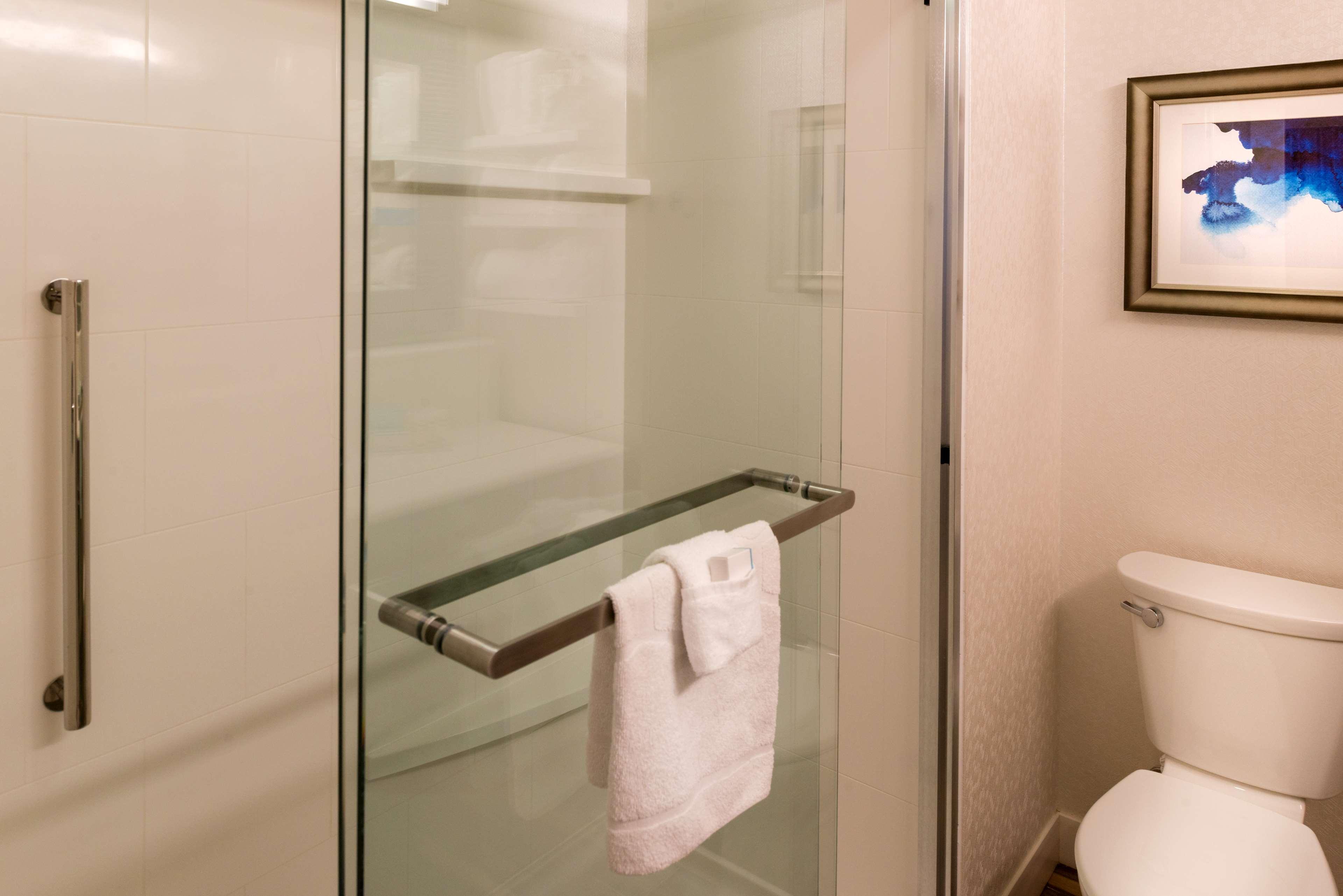 Double Two Queen Beds Non Smoking