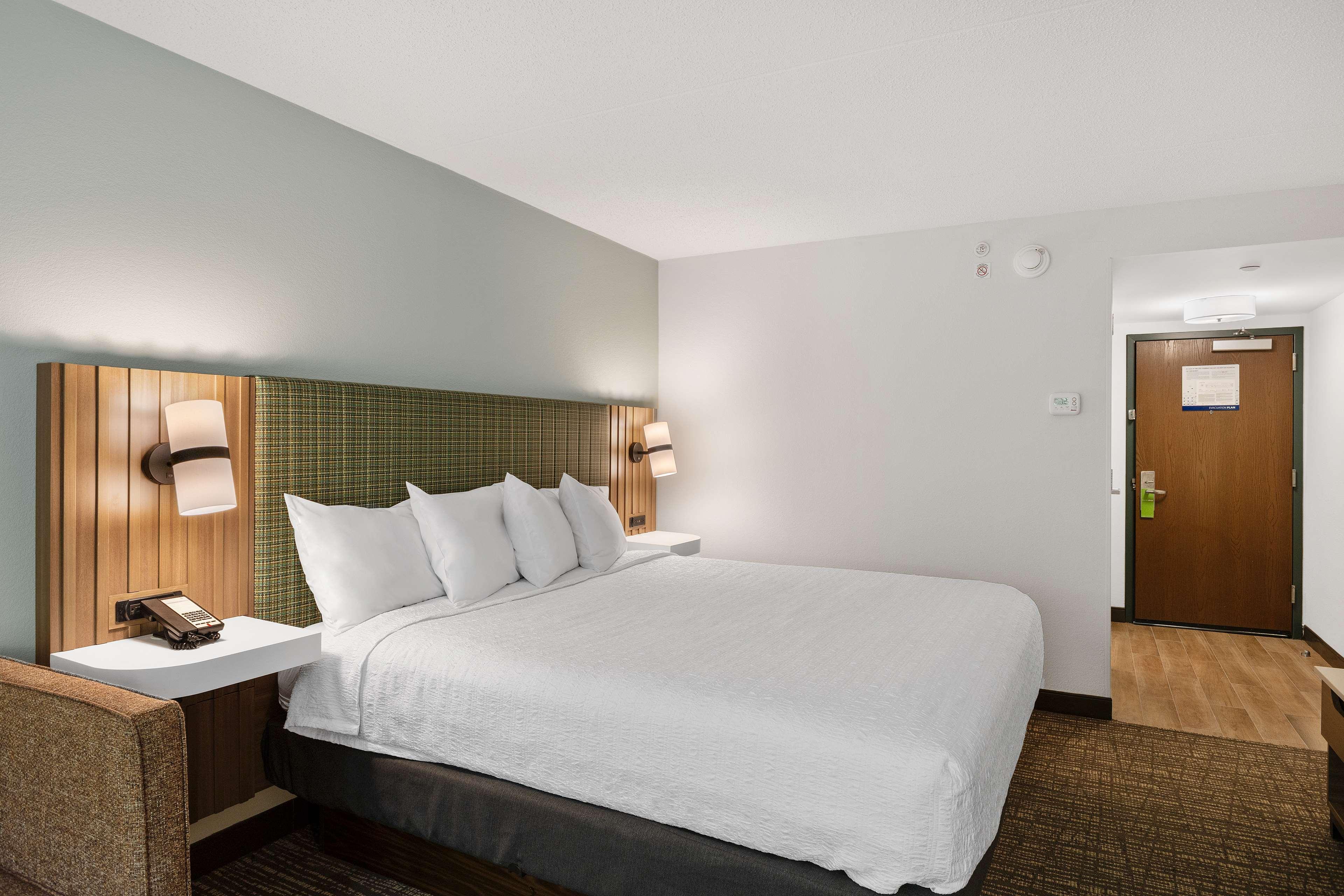 Studio King Size Bed