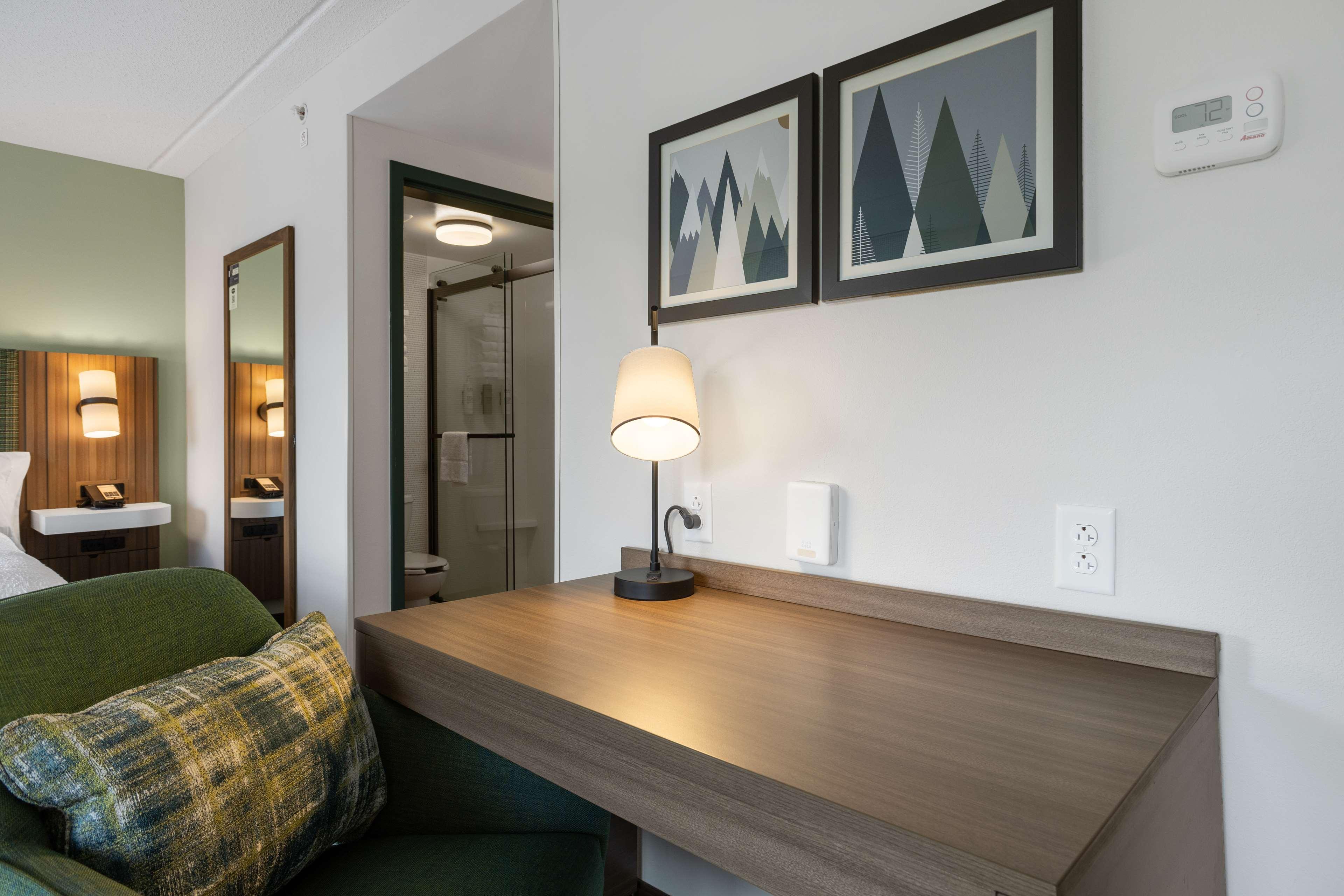 Studio King Size Bed