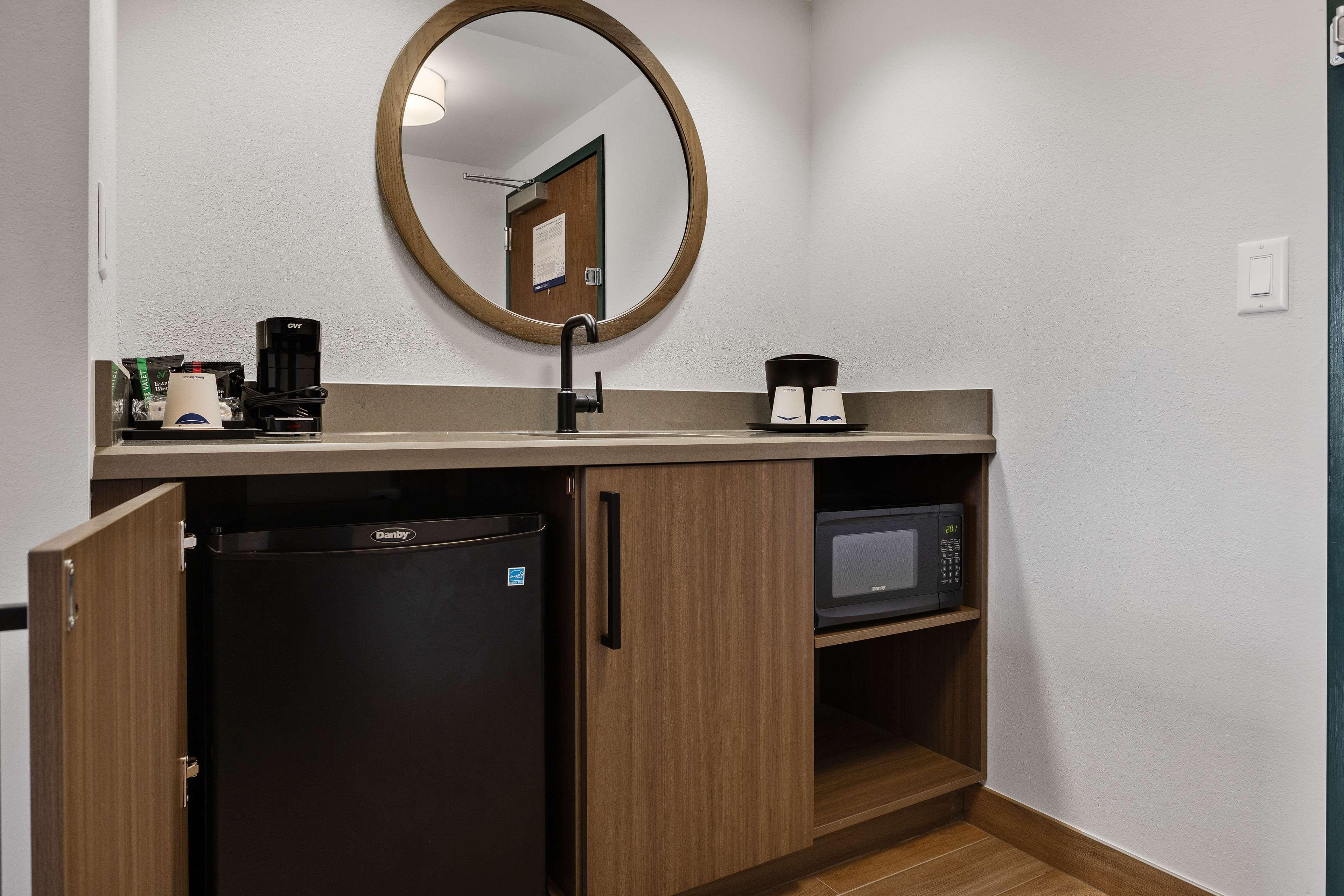 Studio King Size Bed