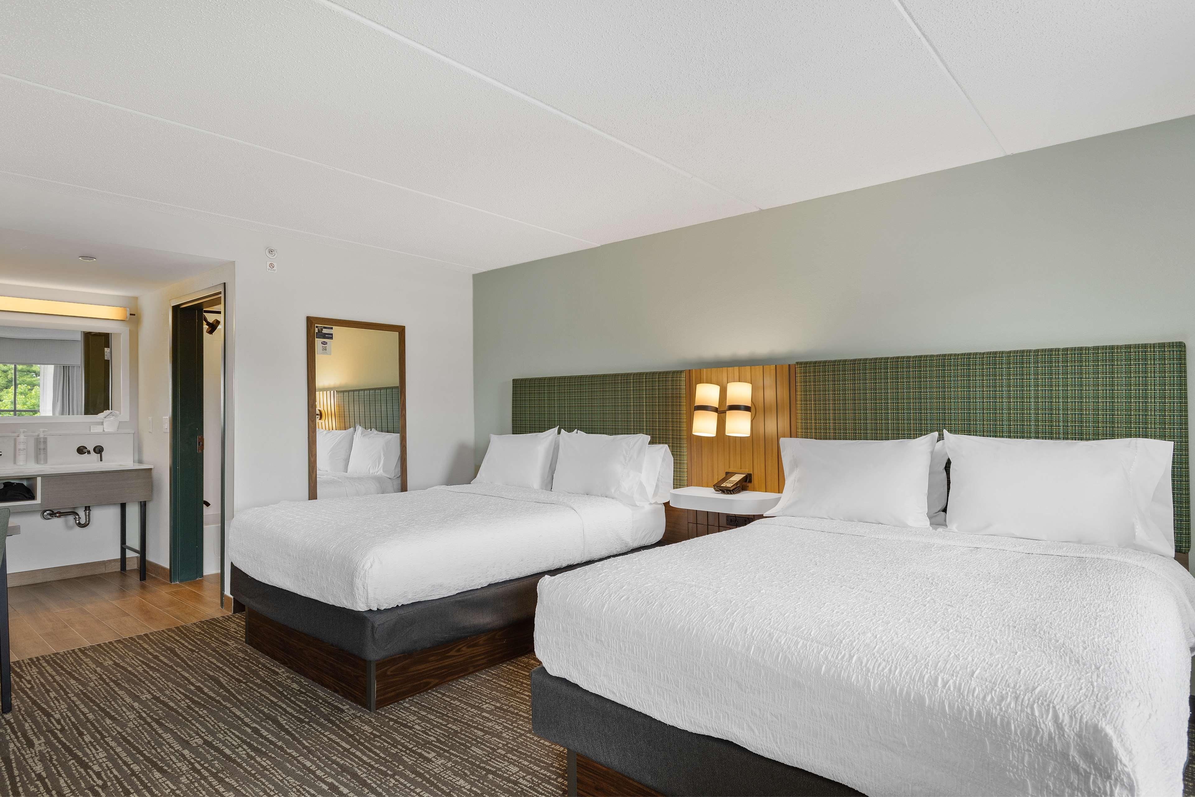 Suite Two Queen Beds