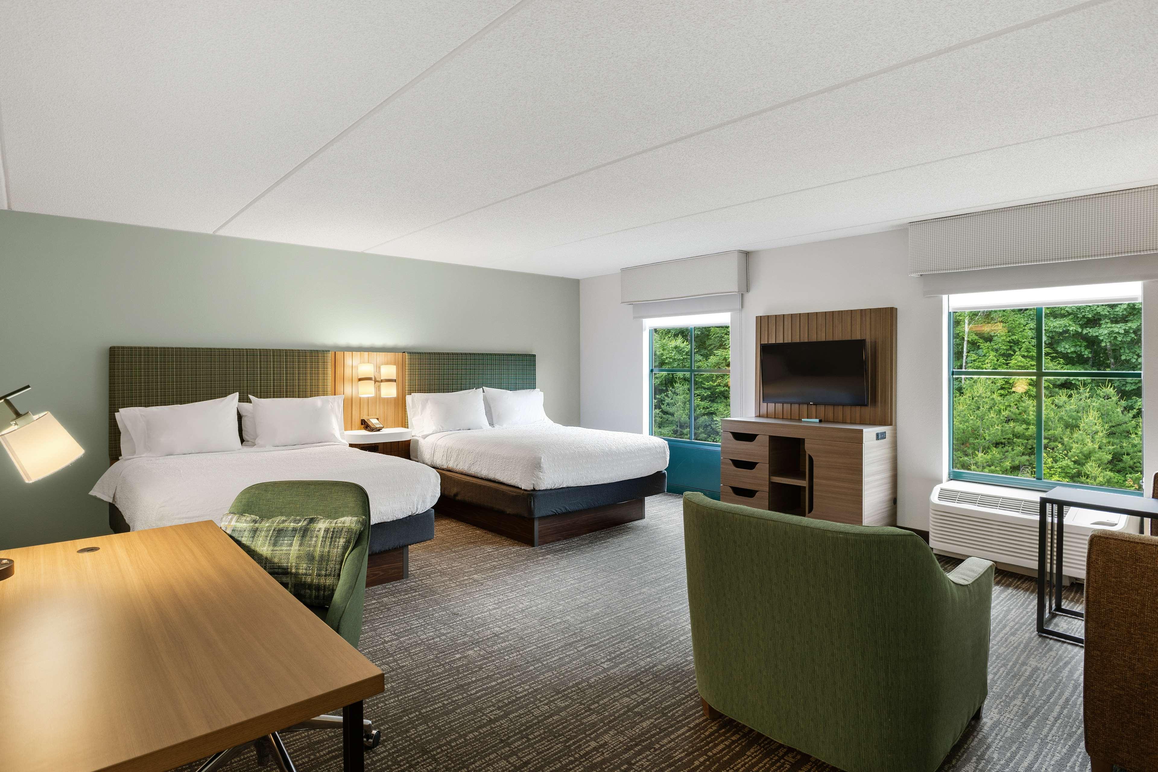 Suite Two Queen Beds