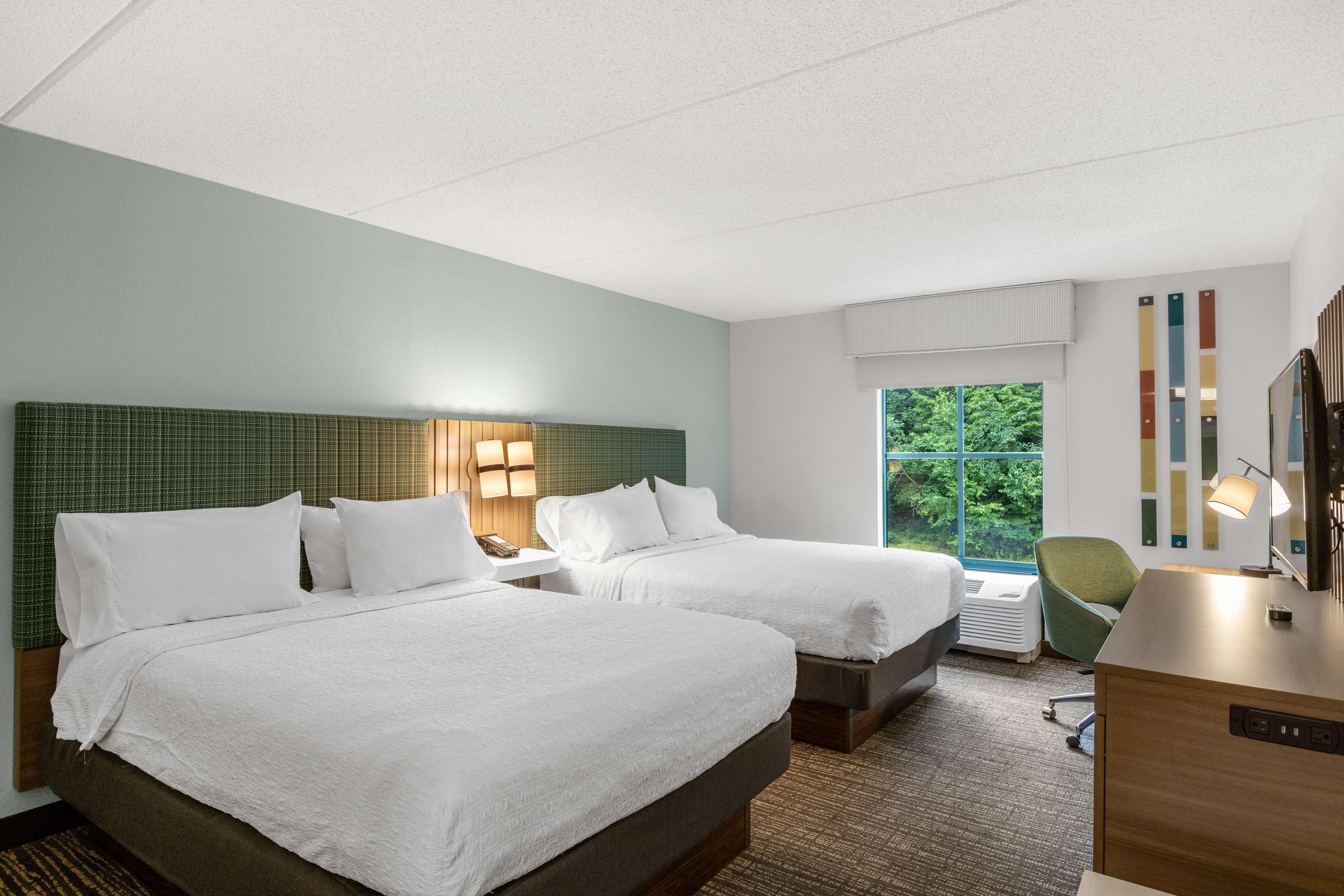 Double Two Queen Beds Non Smoking