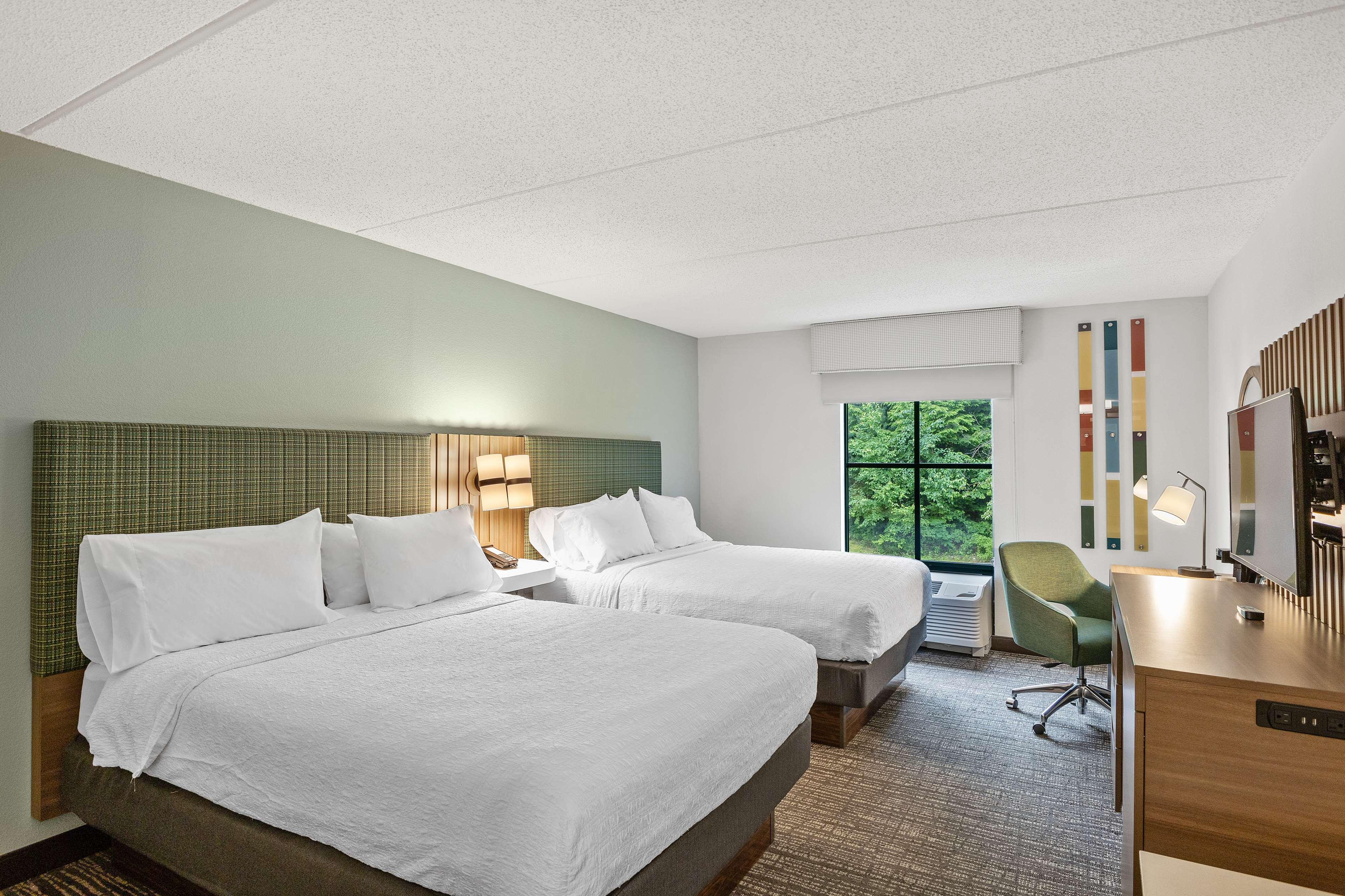 Double Two Queen Beds Non Smoking