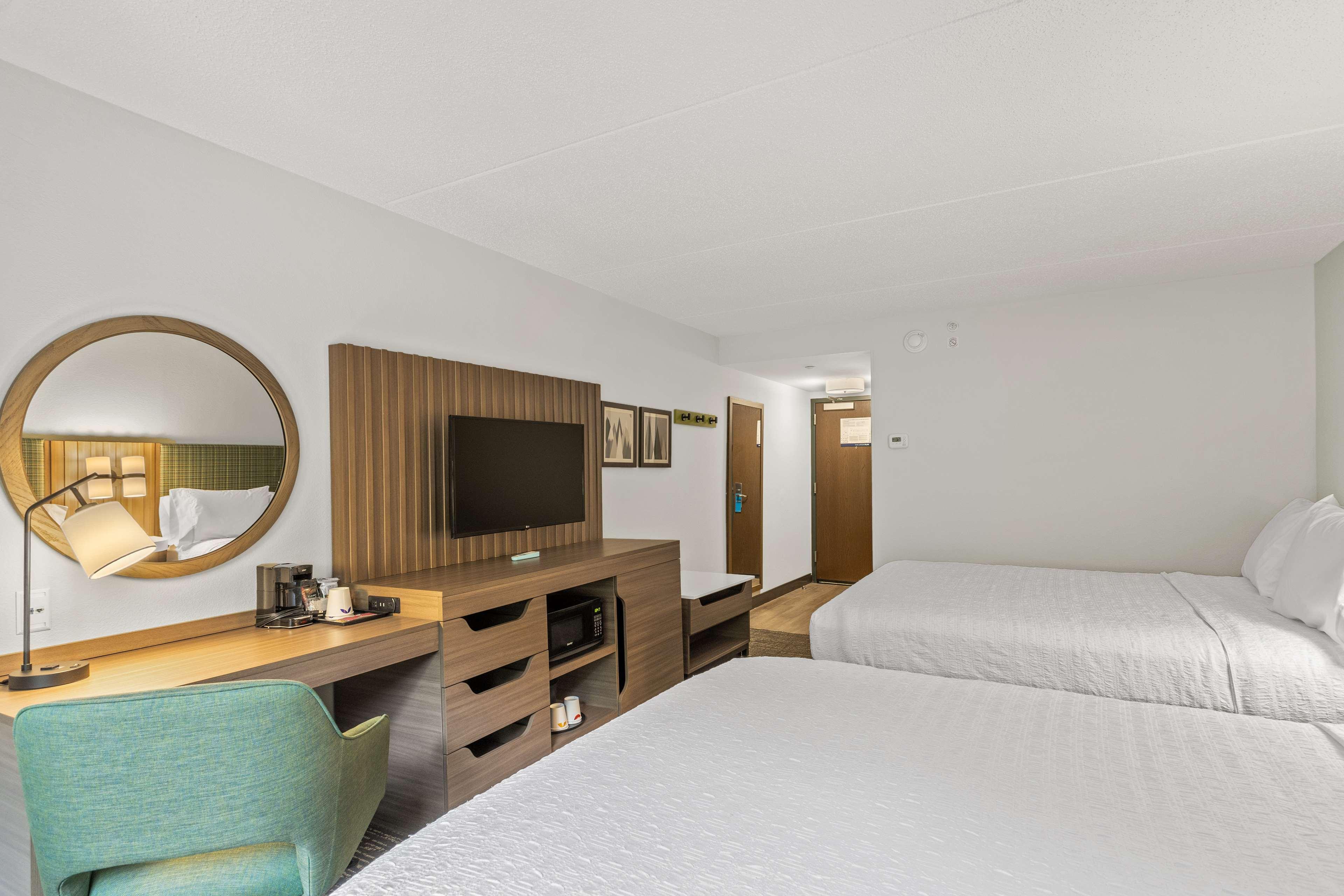 Double Two Queen Beds Non Smoking