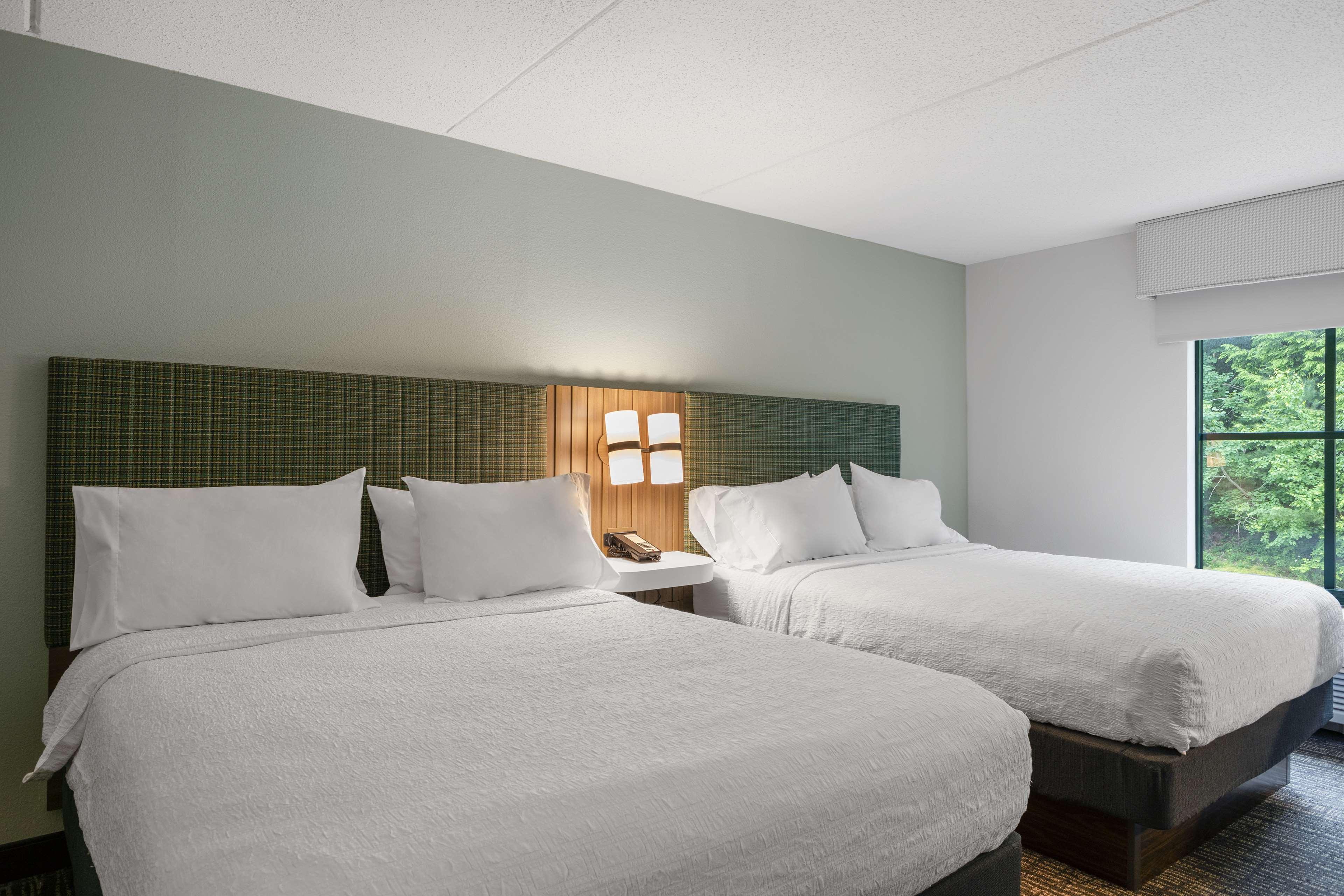 Double Two Queen Beds Non Smoking