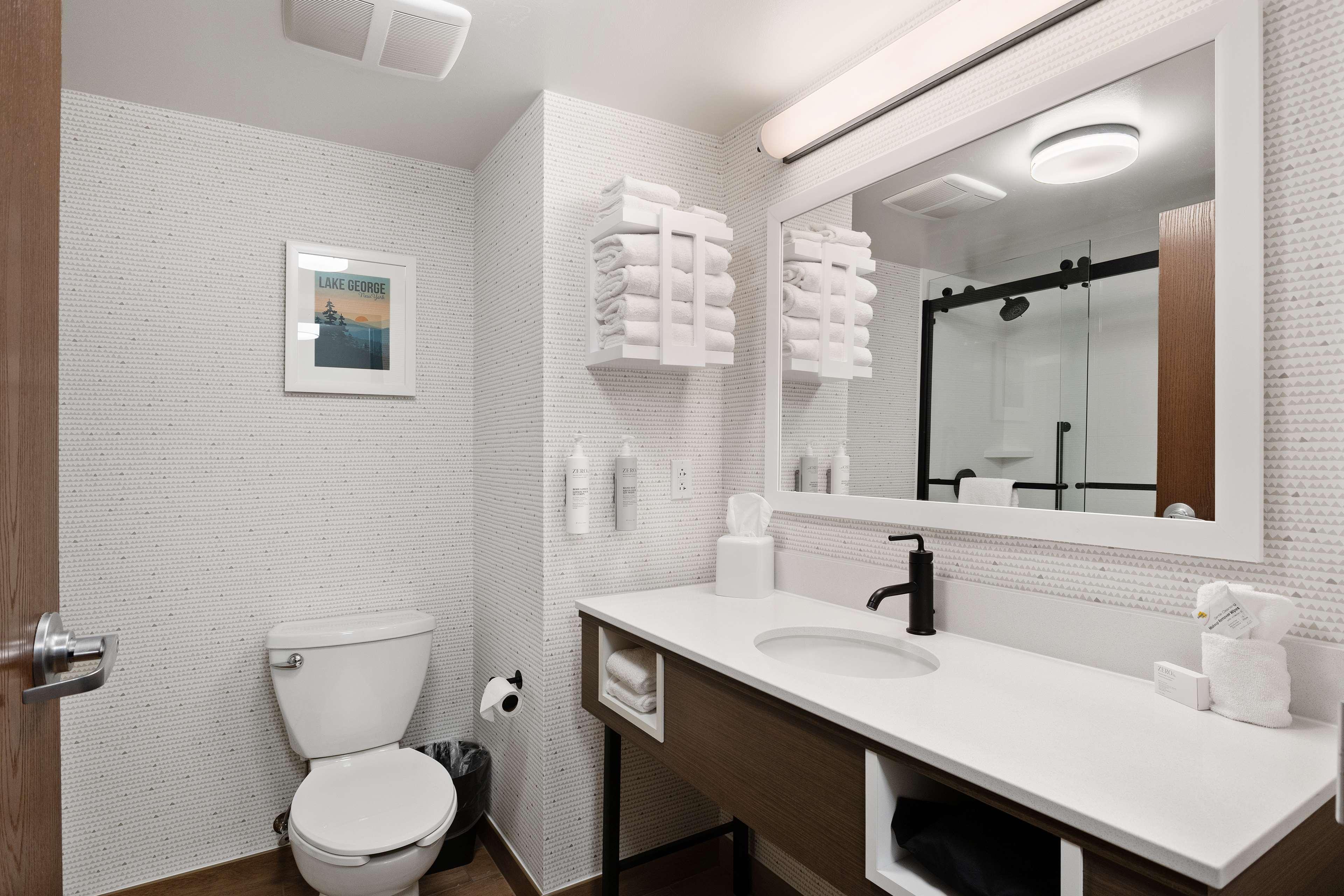 Double King Bed Non Smoking