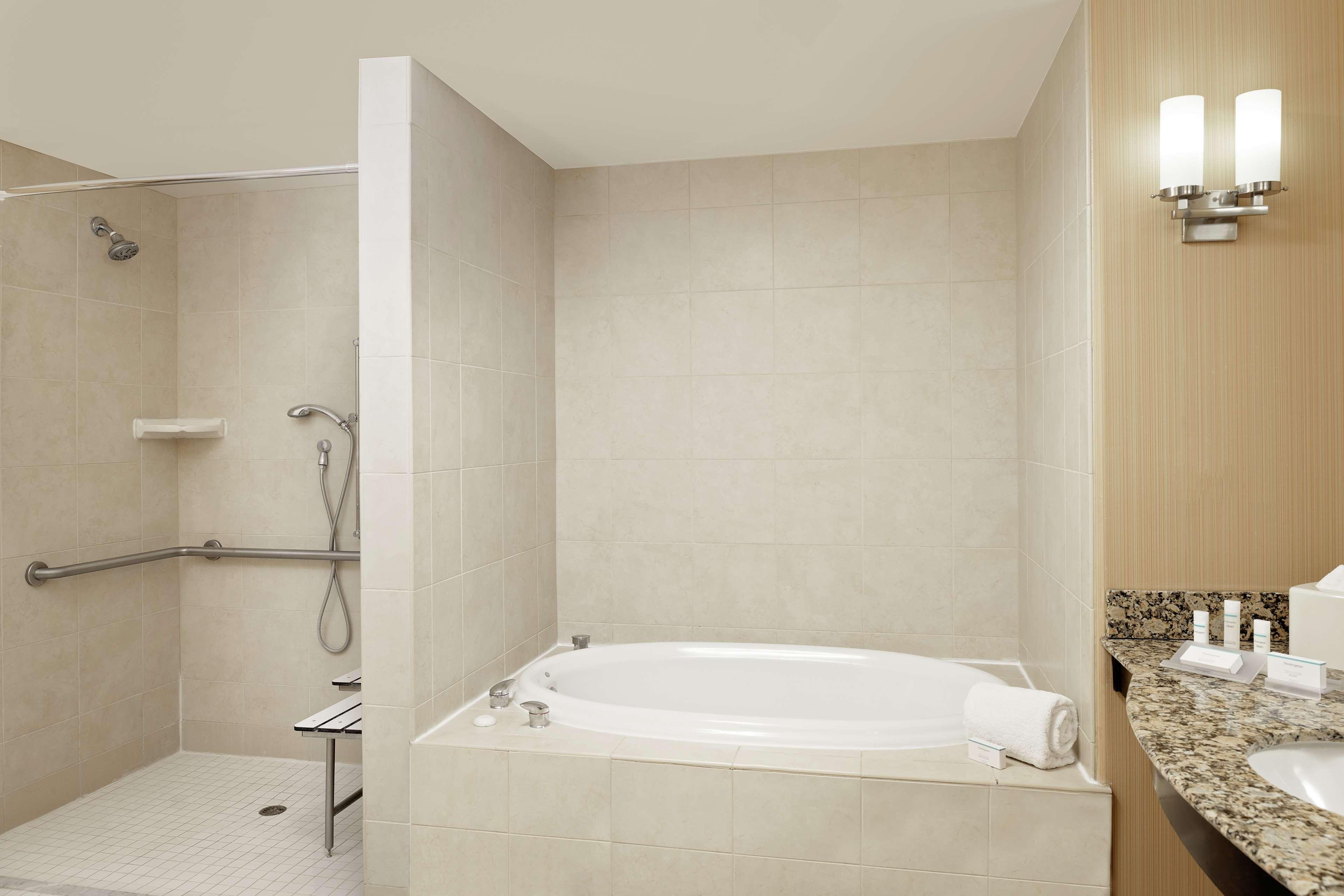 Suite Deluxe One Bedroom