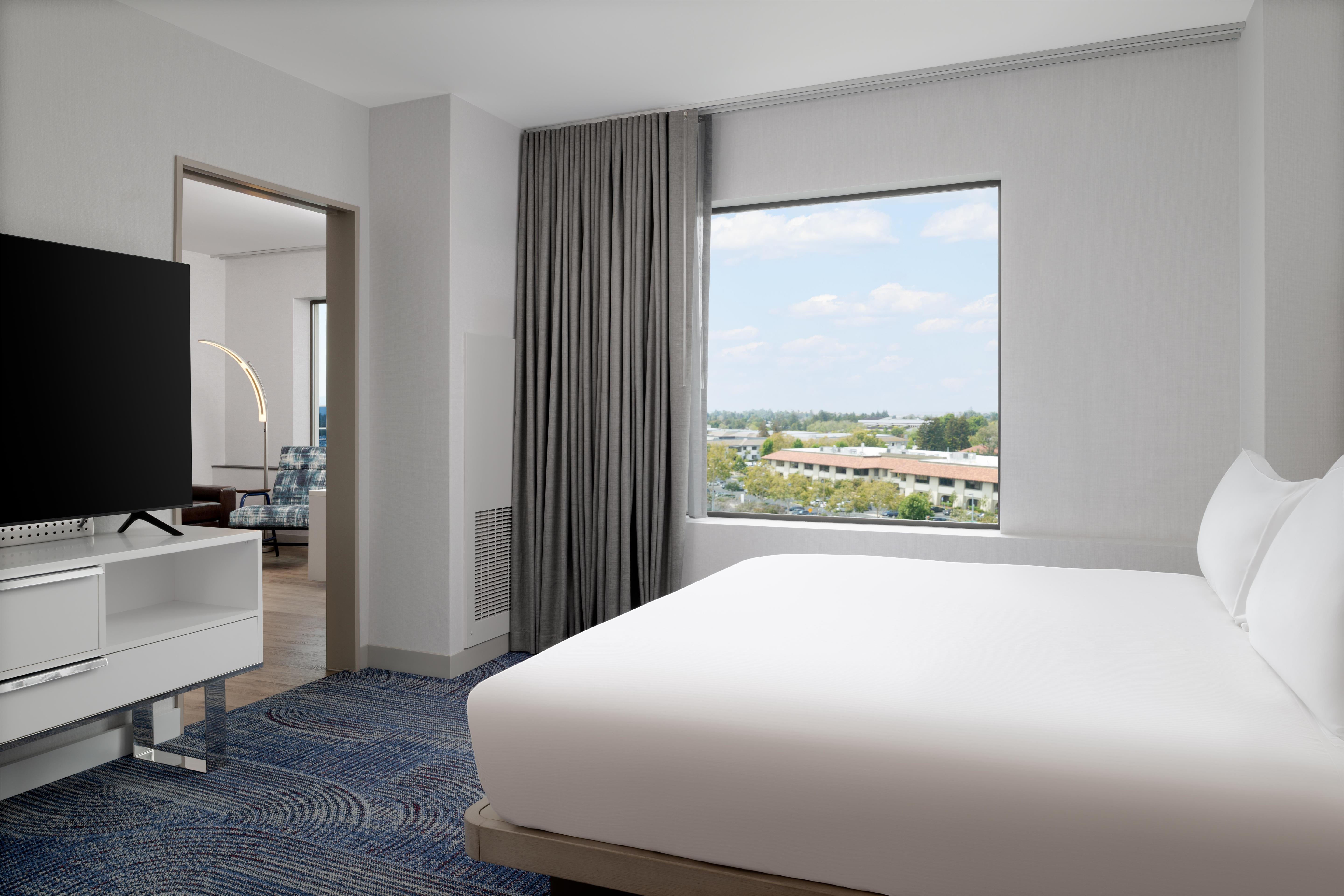 Junior Suite Accessible King Size Bed