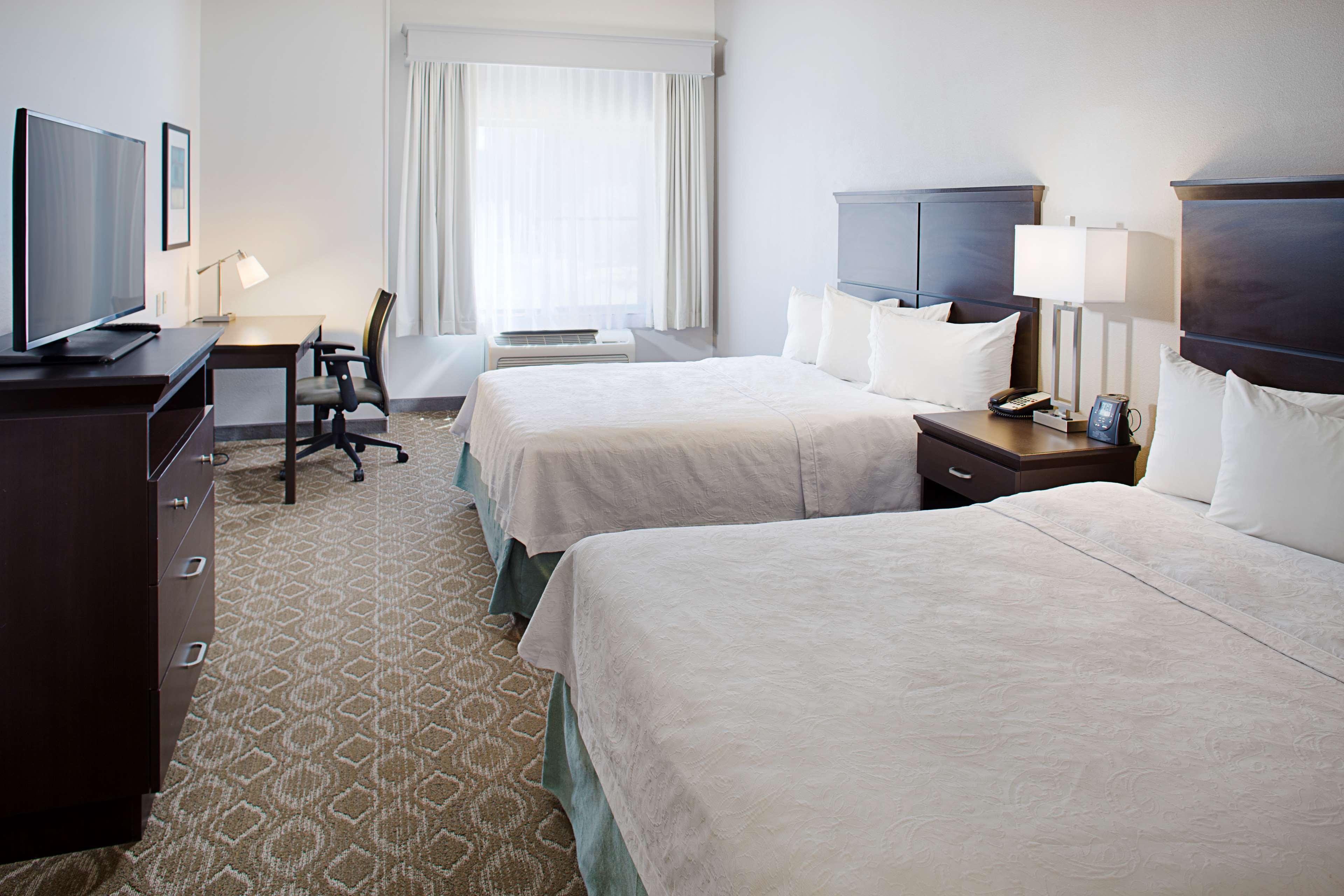 Suite Two Bedrooms Two Bathrooms