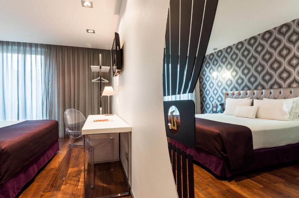 Double or Twin Standard