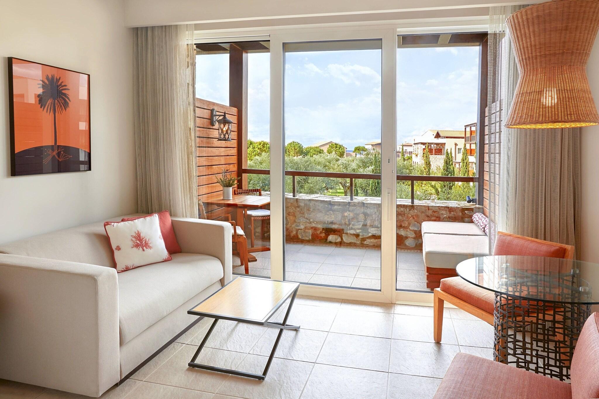 Twin Deluxe Garden View