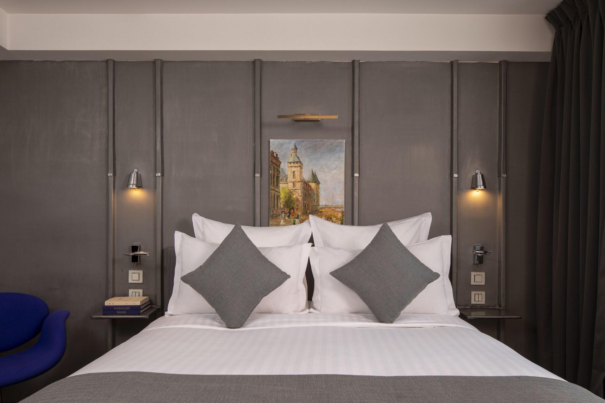 Quadruple Connecting Room