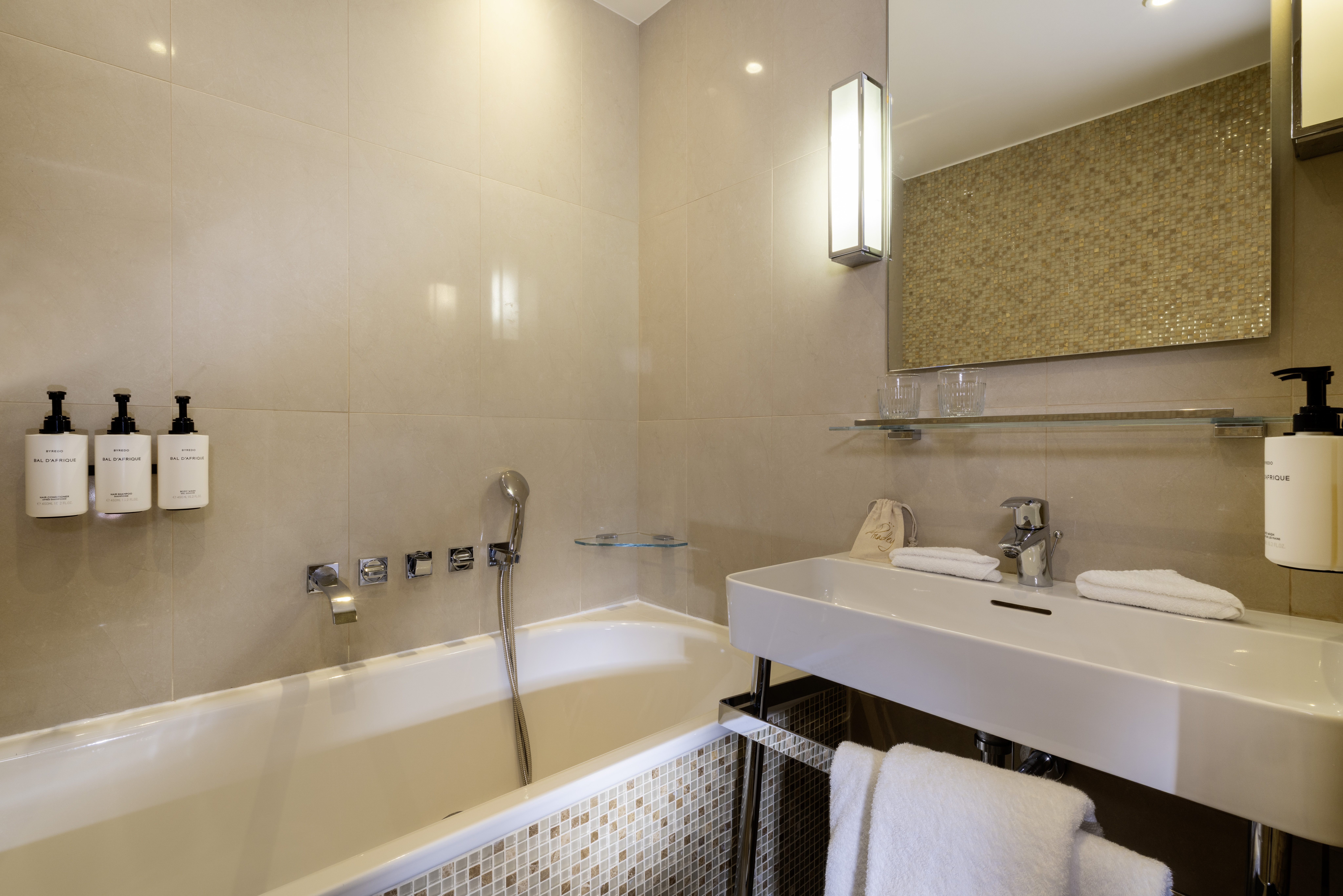 Suite King Bed One Bedroom 