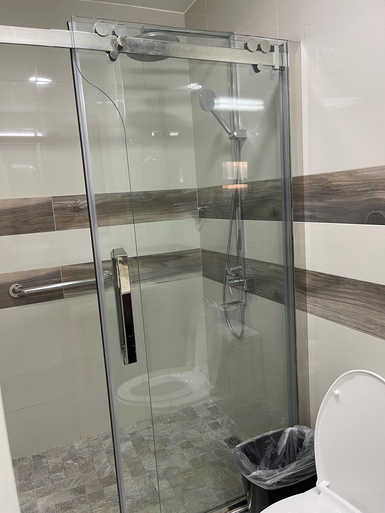 Studio King Size Bed