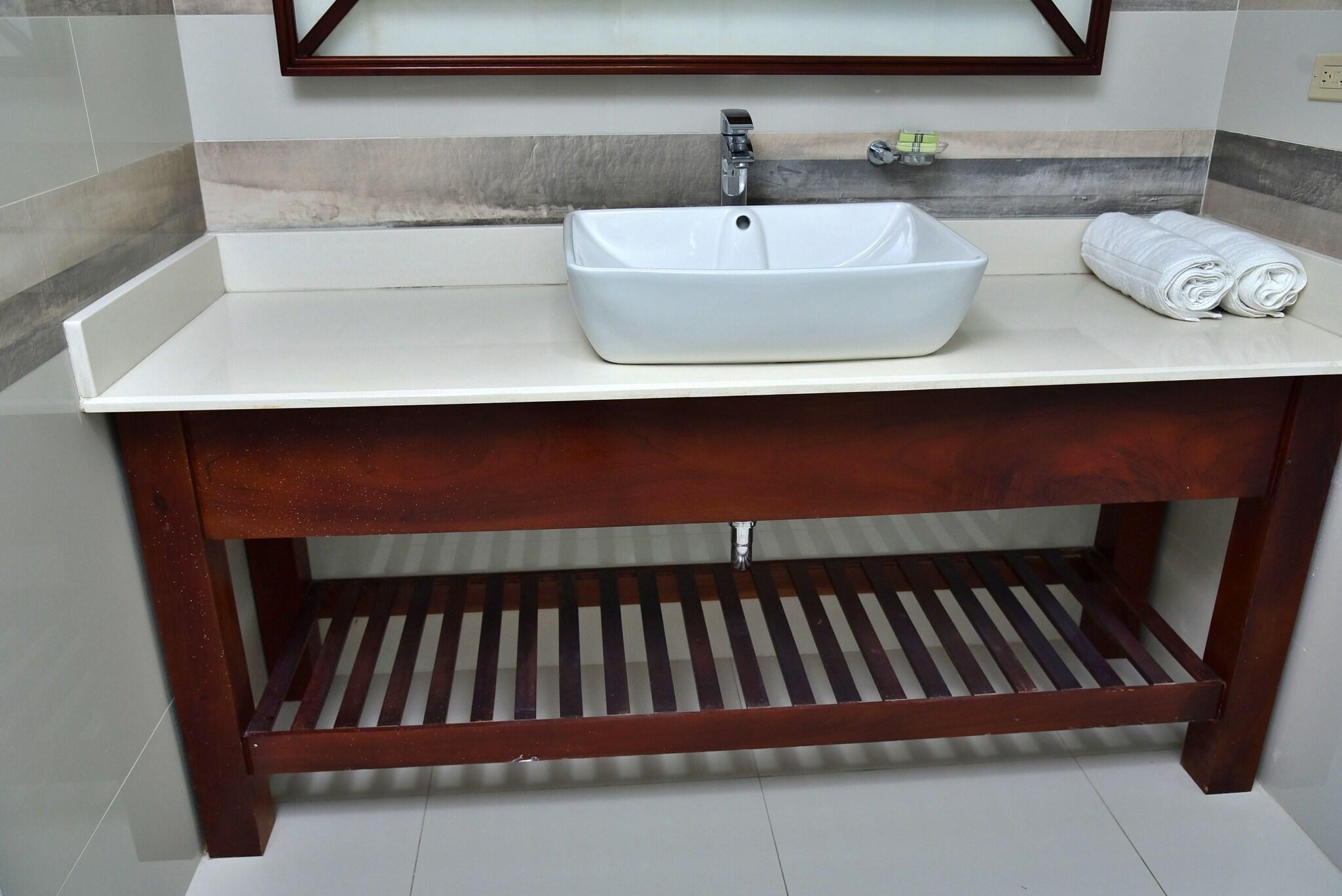 Studio King Size Bed