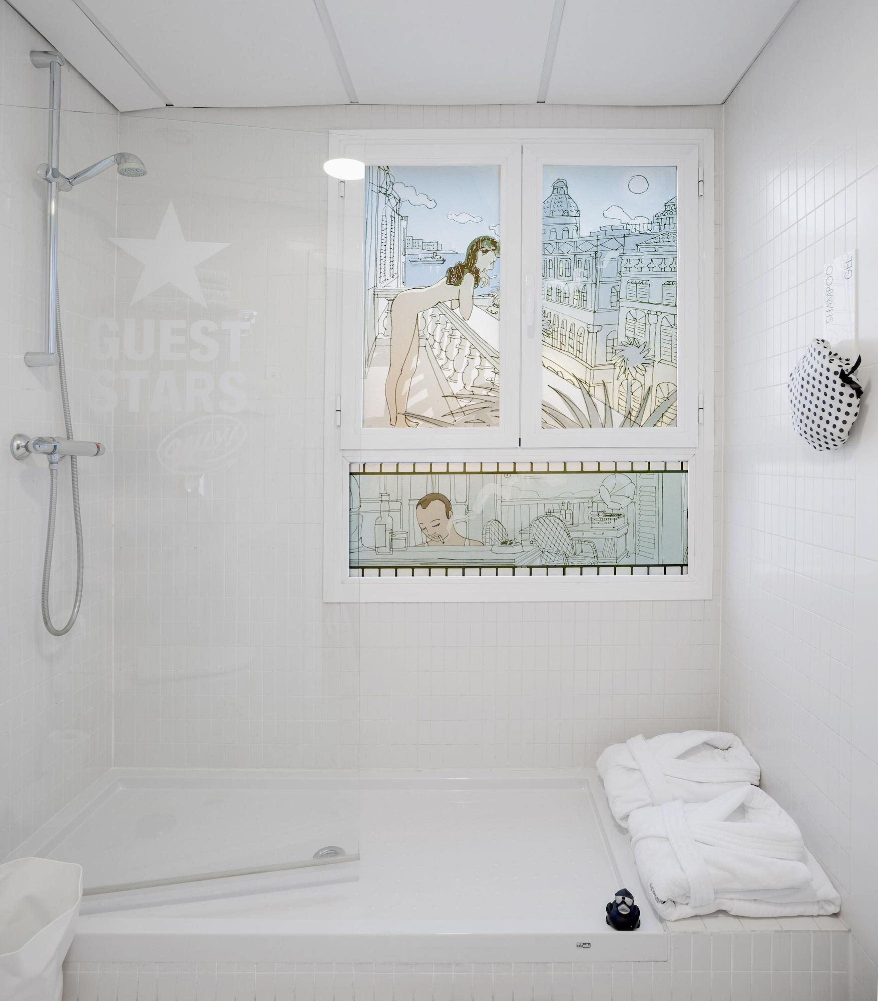 Double or Twin Standard