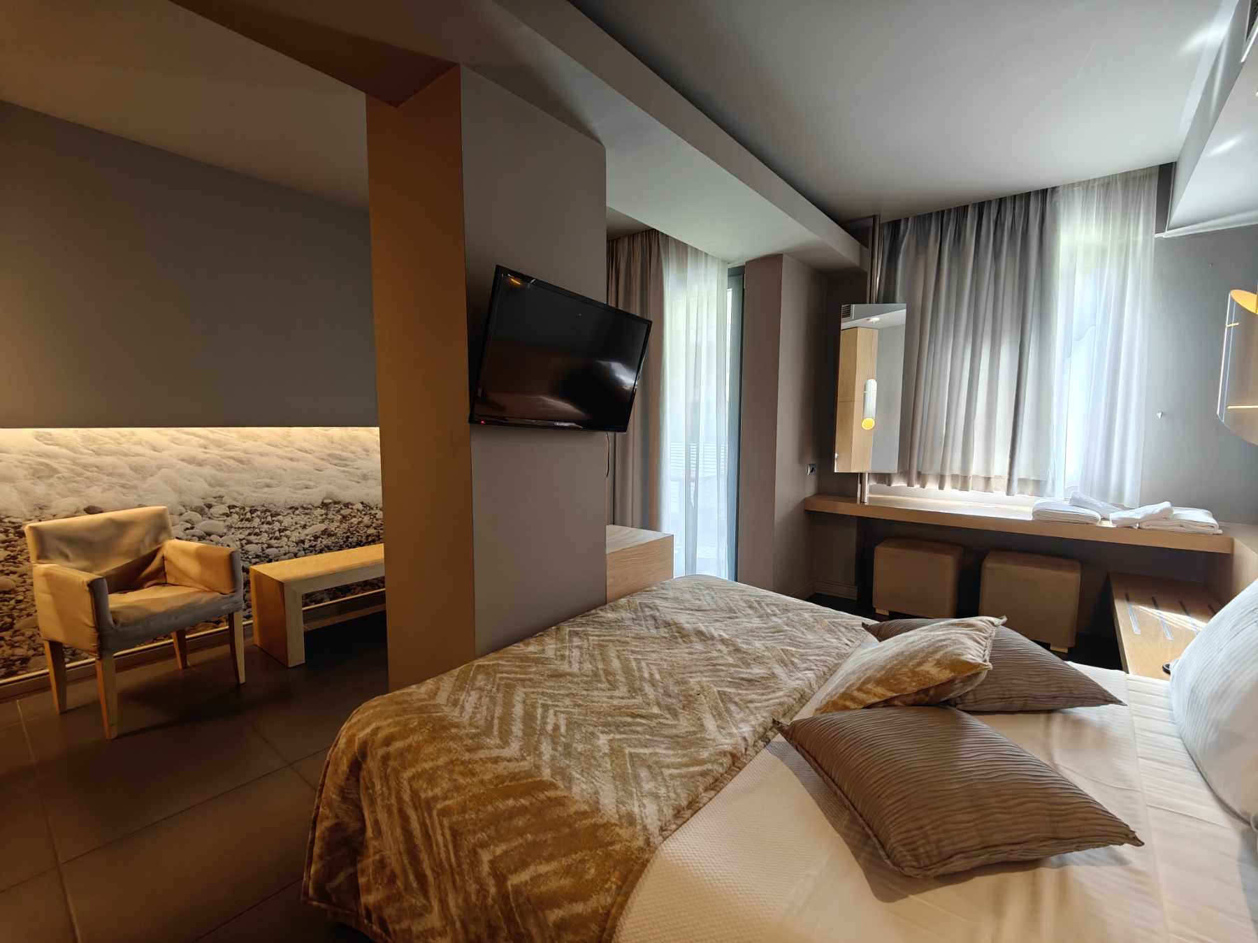 Double or Twin Deluxe