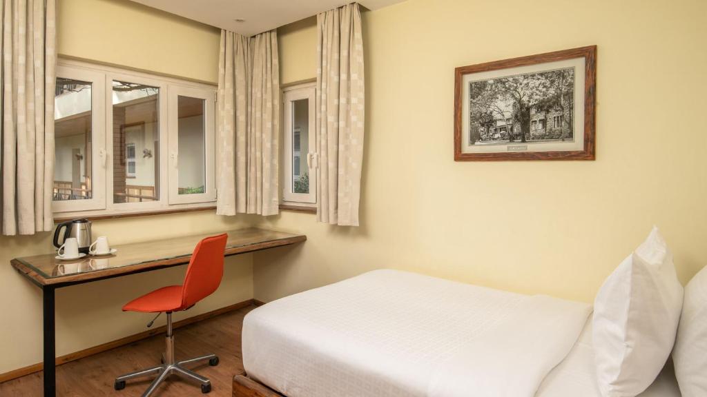 Double Accessible King Size Bed