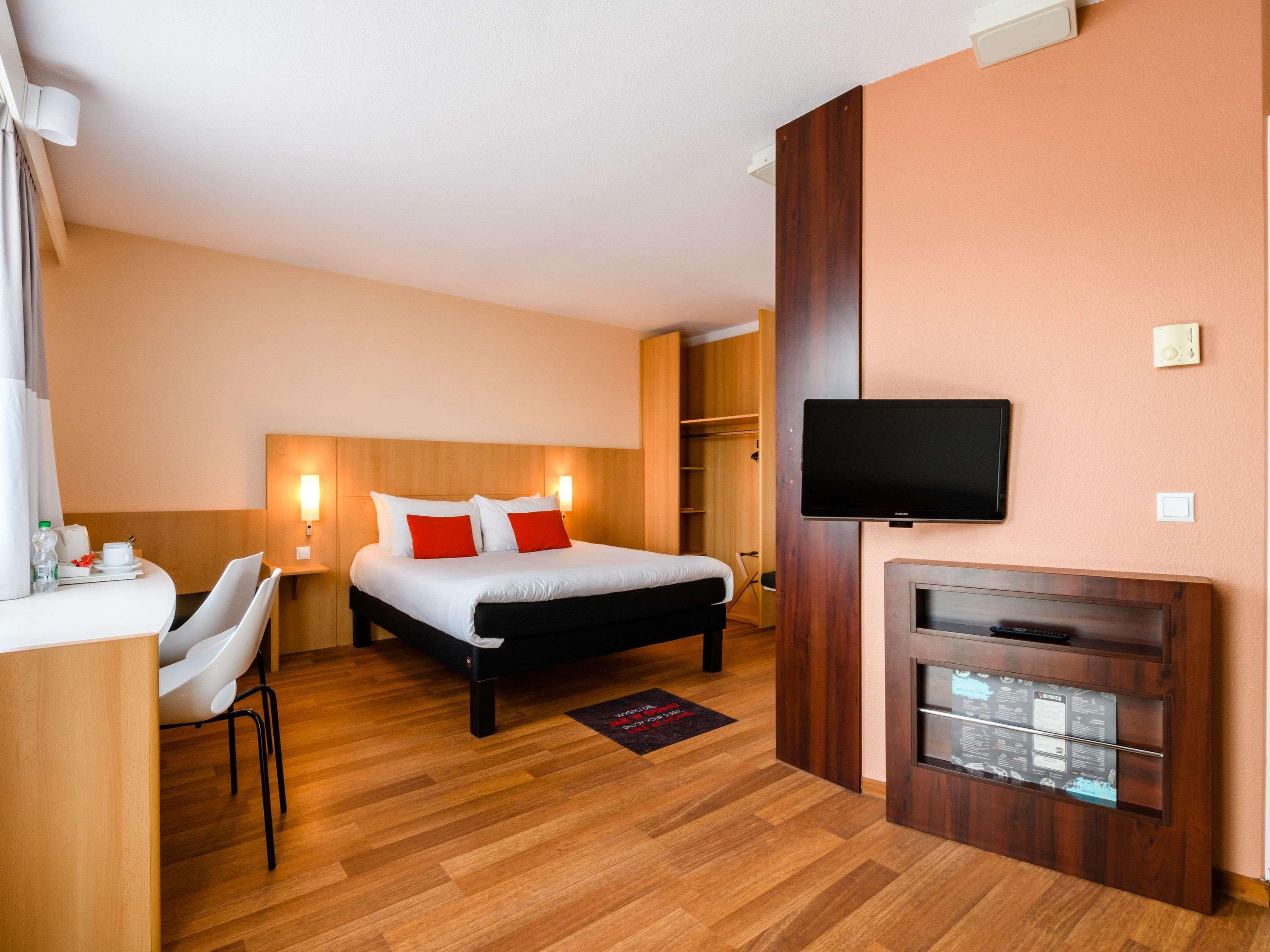 Junior Suite with Balcony