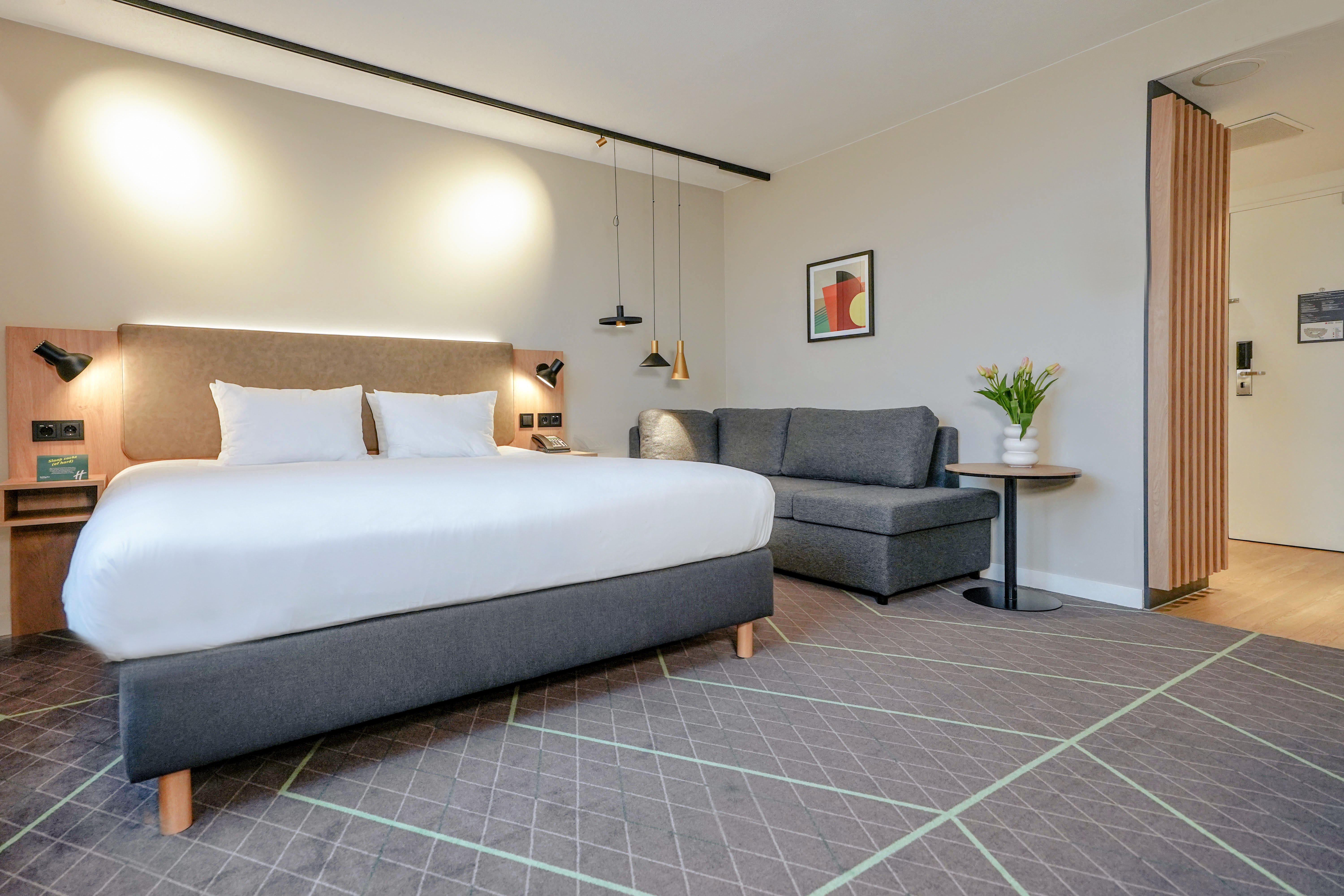 Triple King Size Bed