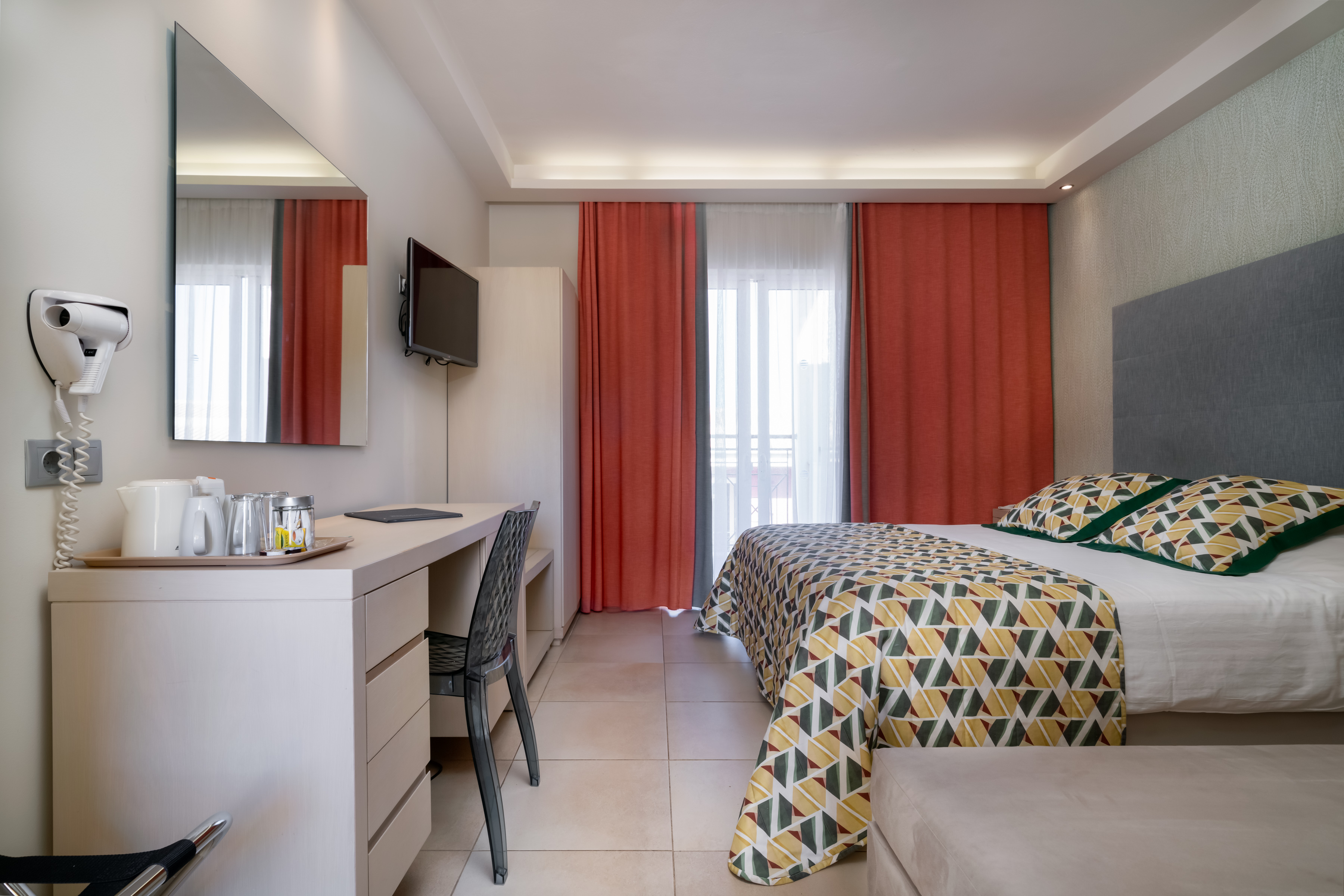 Double or Twin Deluxe Sea View