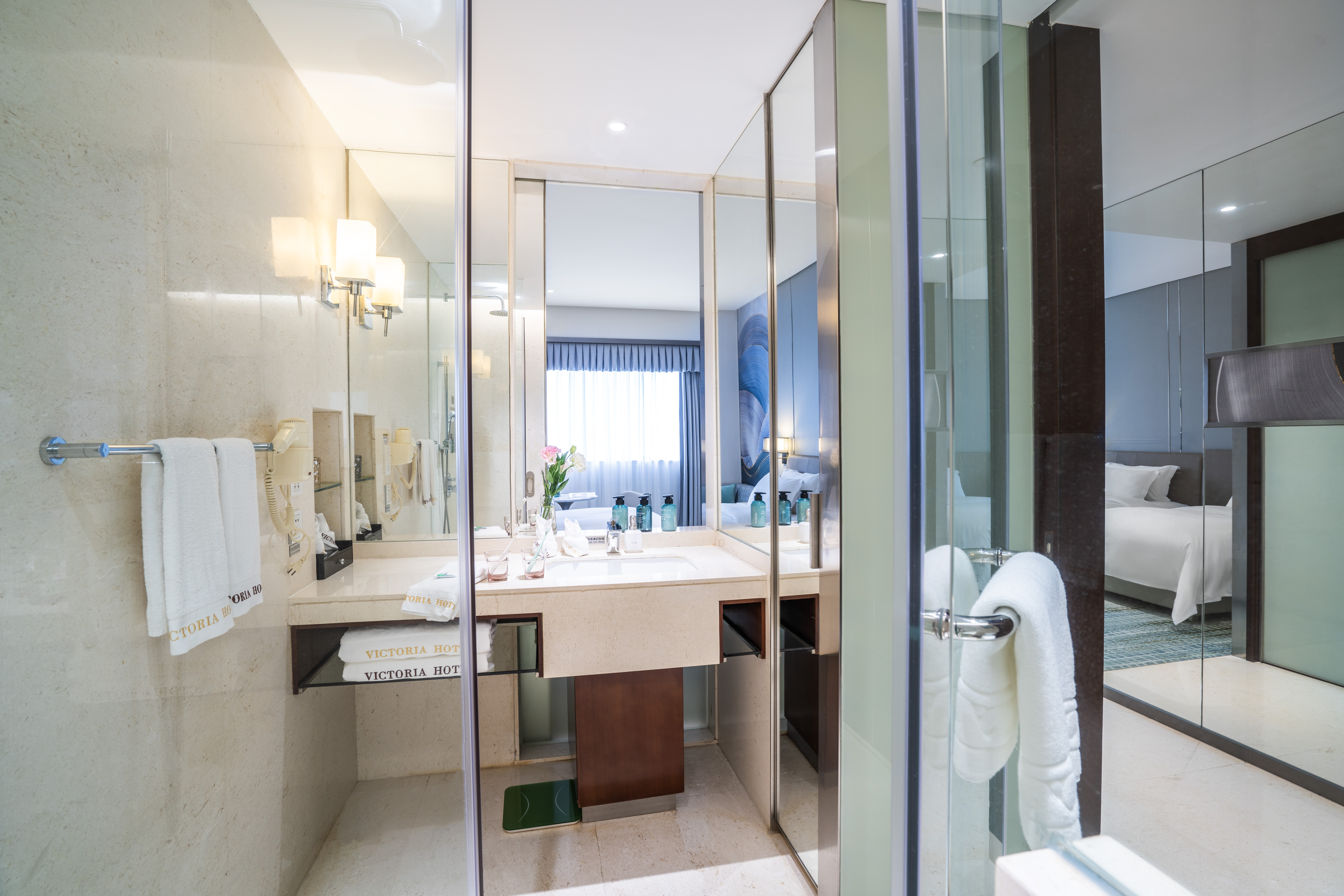 Double Business Deluxe