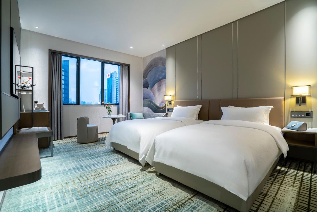 Twin Business Deluxe