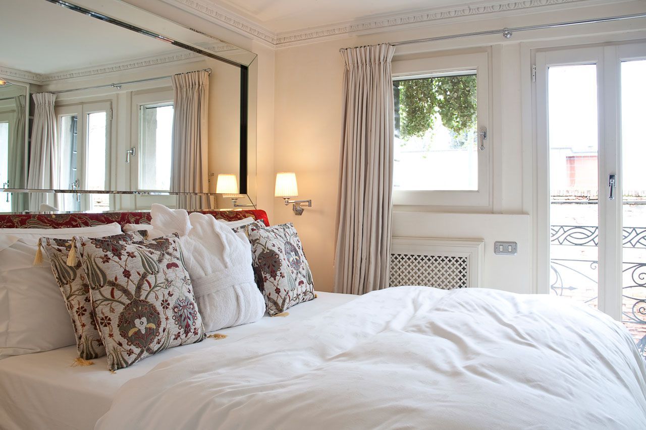 Apartment One Bedroom One Bathroom